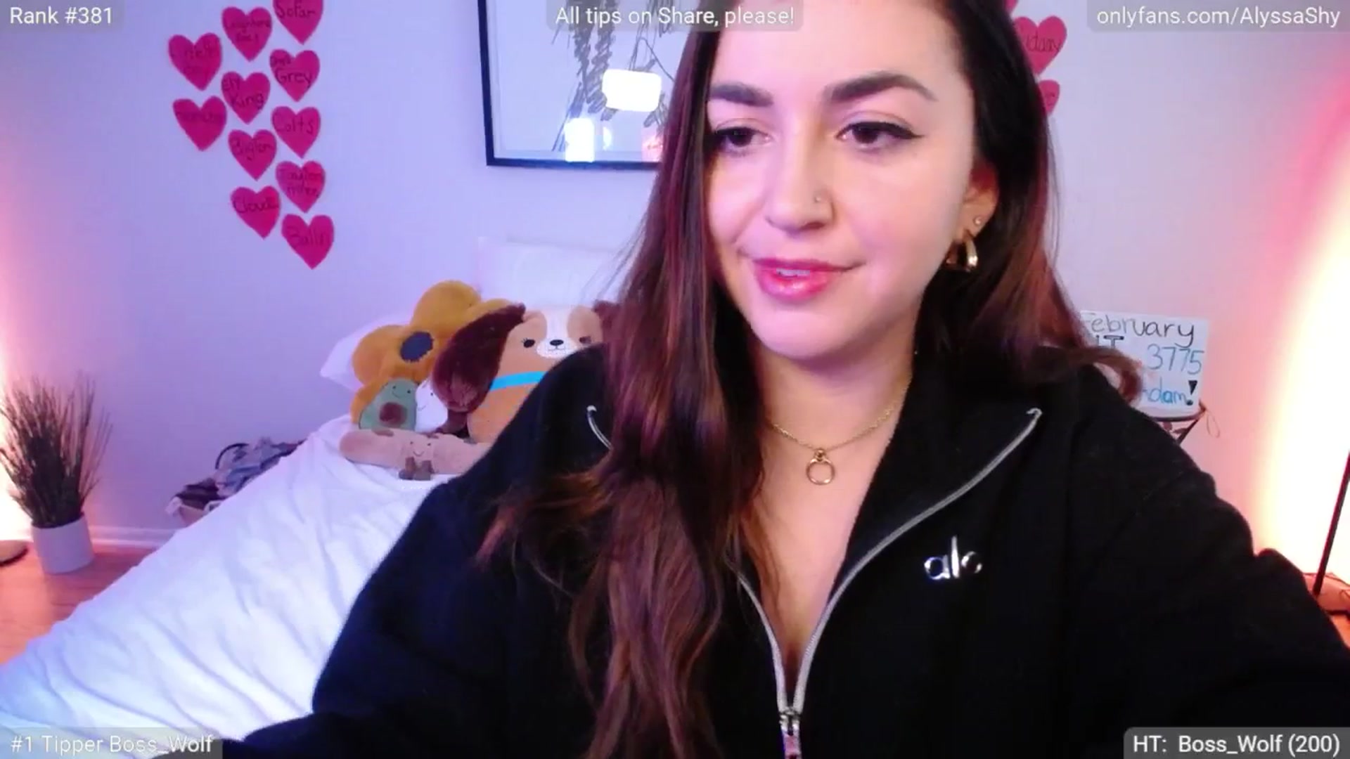 Gallery image thumbnail from AlyssaShy's myfreecams stream on, 02/22/2025, 21:57 image 16 of 20