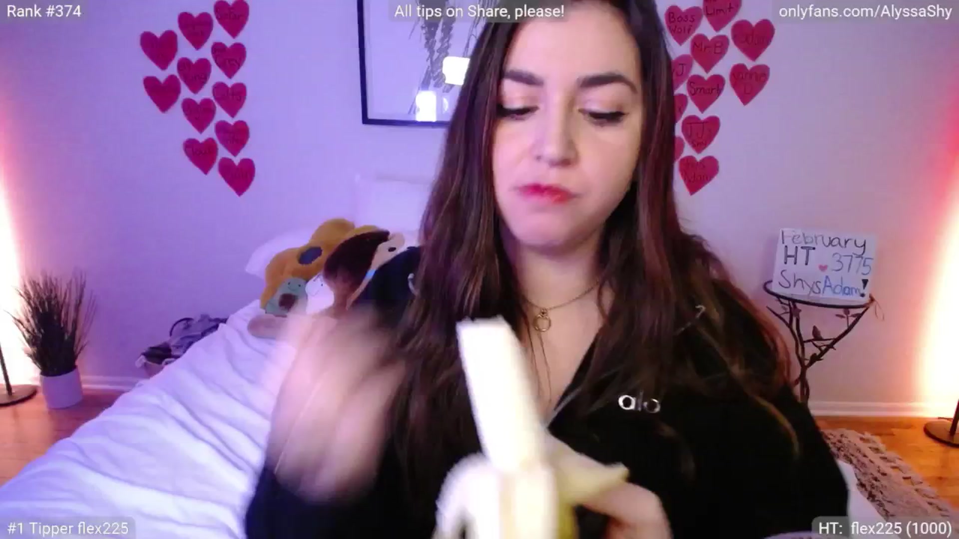 Gallery image thumbnail from AlyssaShy's myfreecams stream on, 02/22/2025, 22:39 image 10 of 20