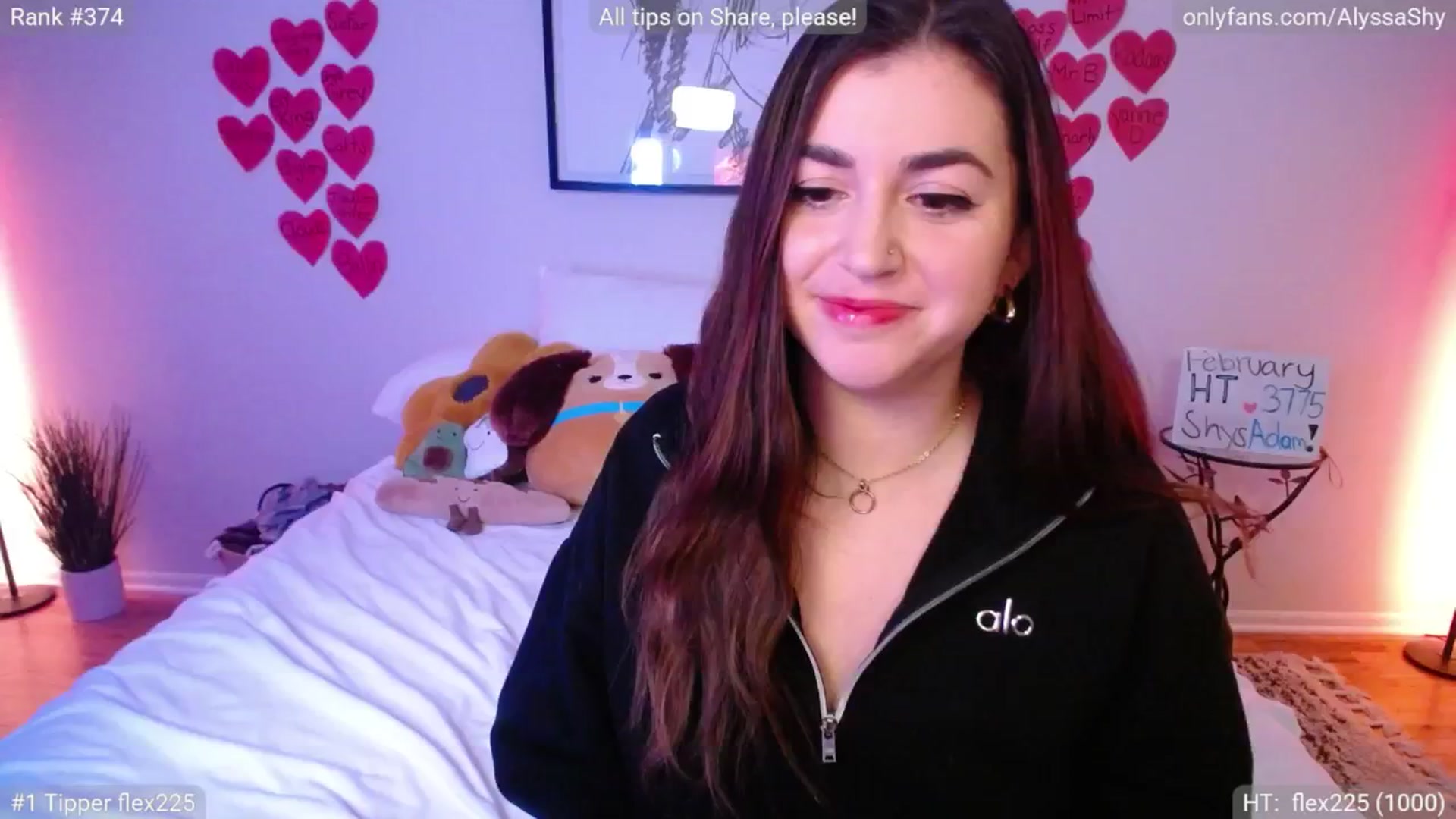 Gallery image thumbnail from AlyssaShy's myfreecams stream on, 02/22/2025, 22:39 image 17 of 20