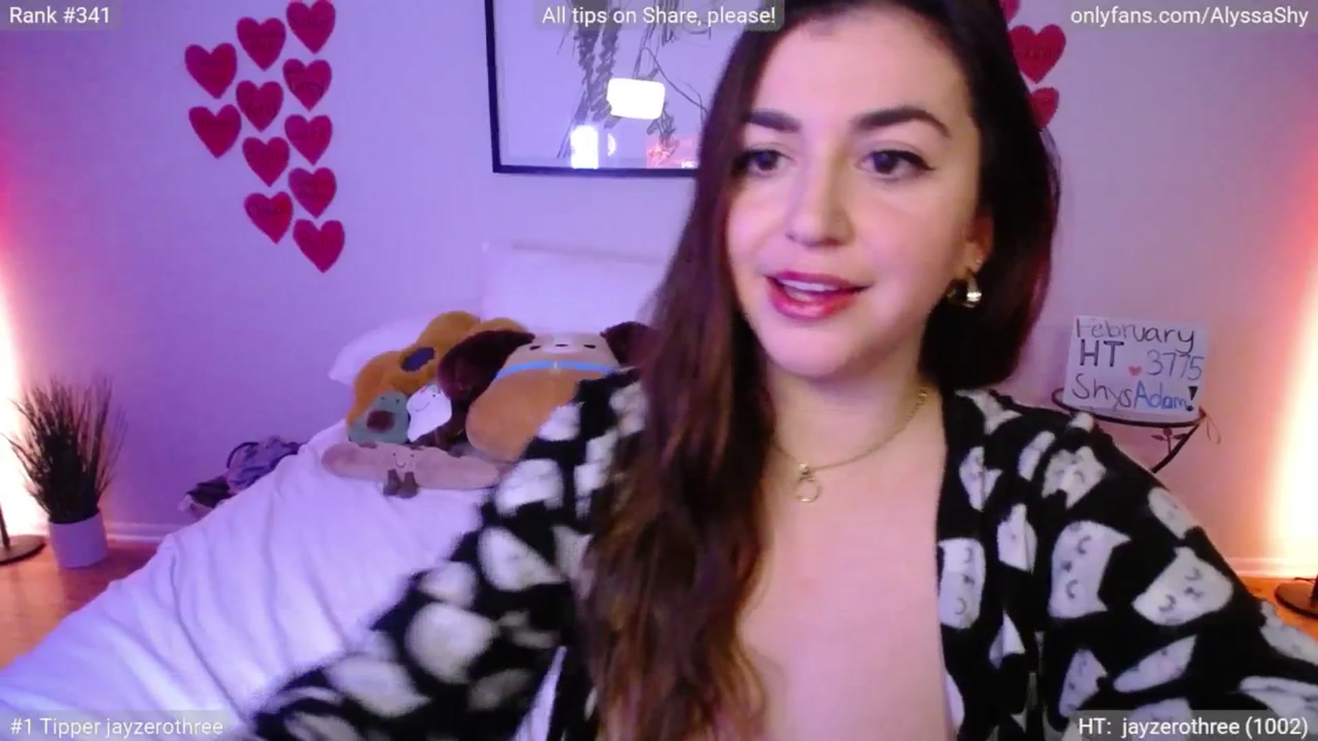 Gallery image thumbnail from AlyssaShy's myfreecams stream on, 02/23/2025, 24:18 image 18 of 20