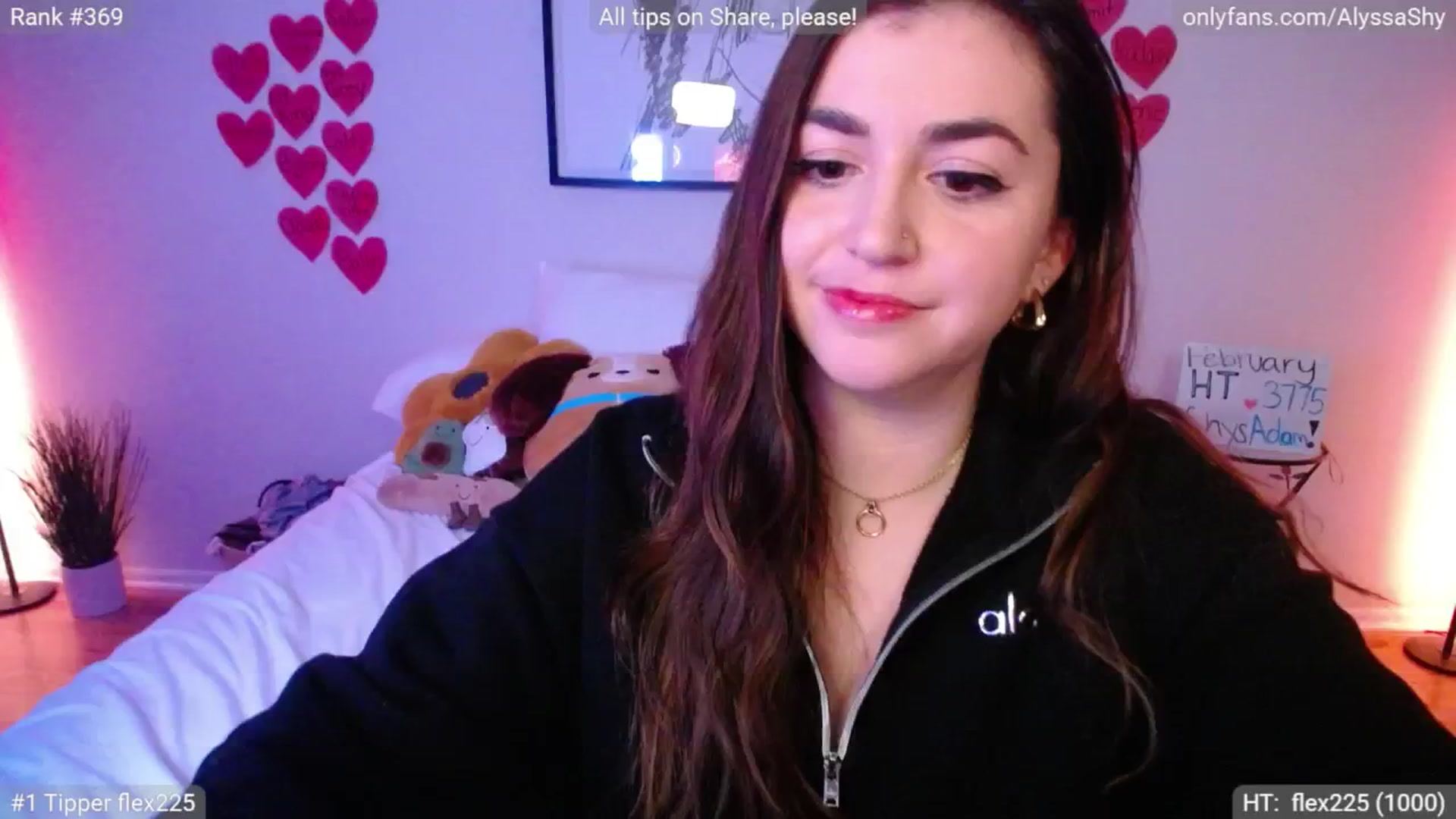 Gallery image thumbnail from AlyssaShy's myfreecams stream on, 02/23/2025, 24:18 image 3 of 20