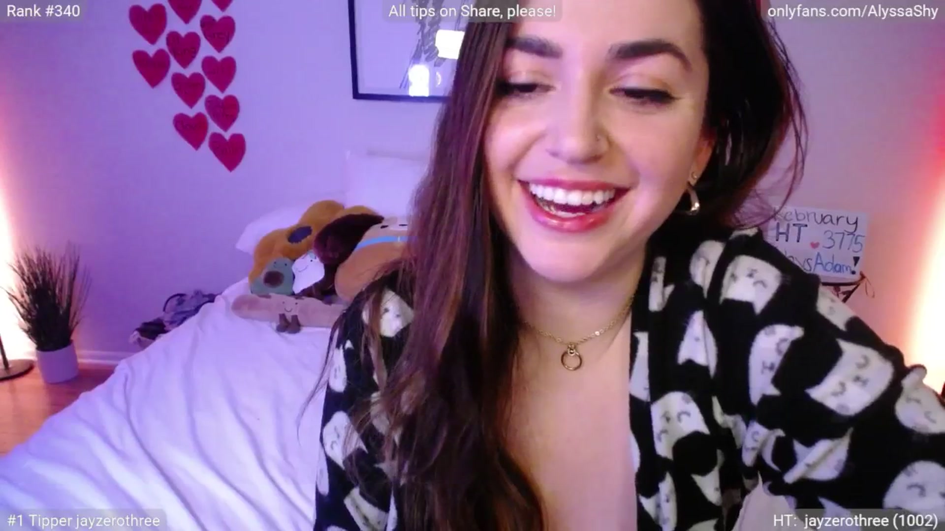 Gallery image thumbnail from AlyssaShy's myfreecams stream on, 02/23/2025, 24:18 image 15 of 20
