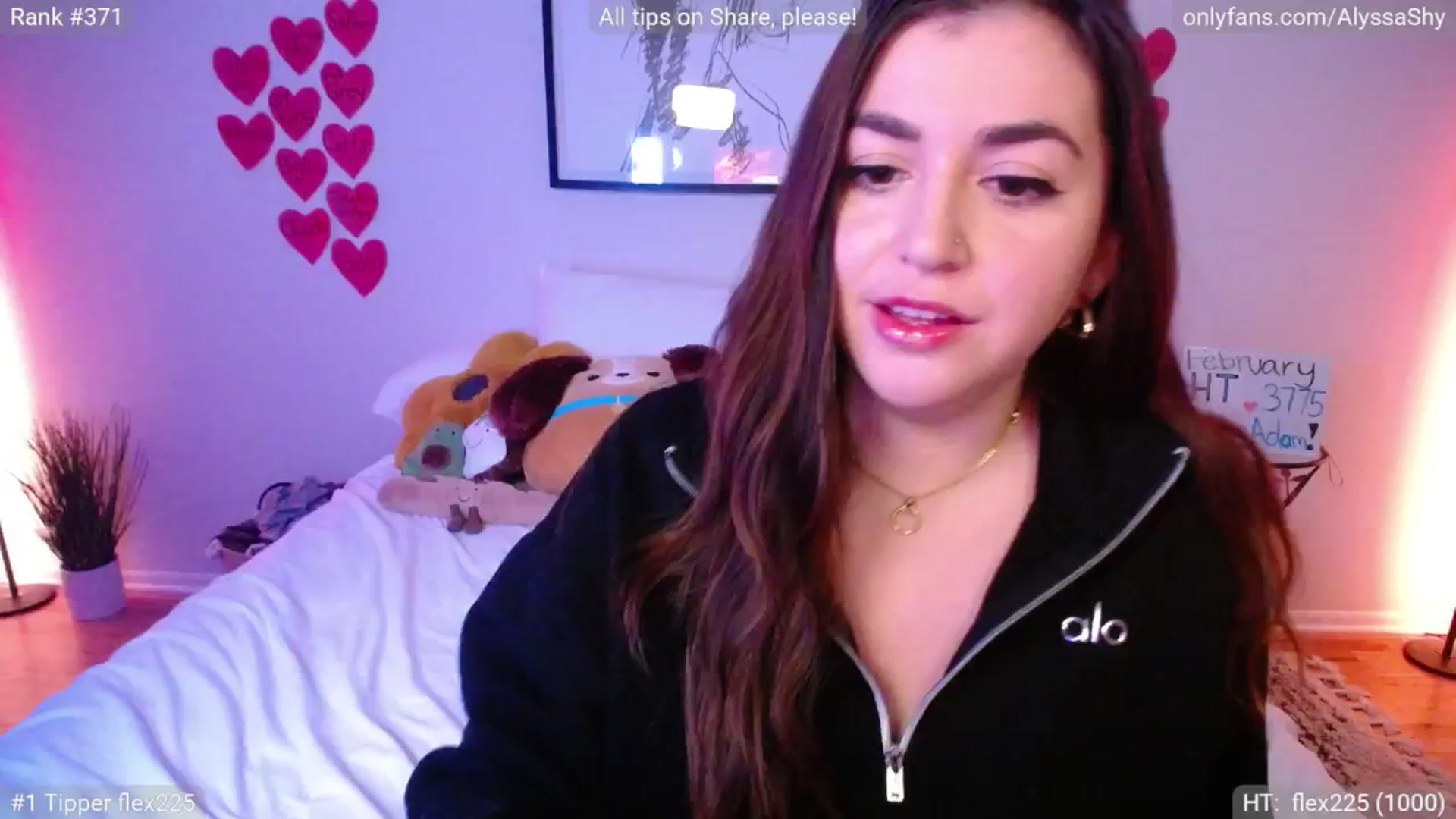 Gallery image thumbnail from AlyssaShy's myfreecams stream on, 02/23/2025, 24:18 image 2 of 20
