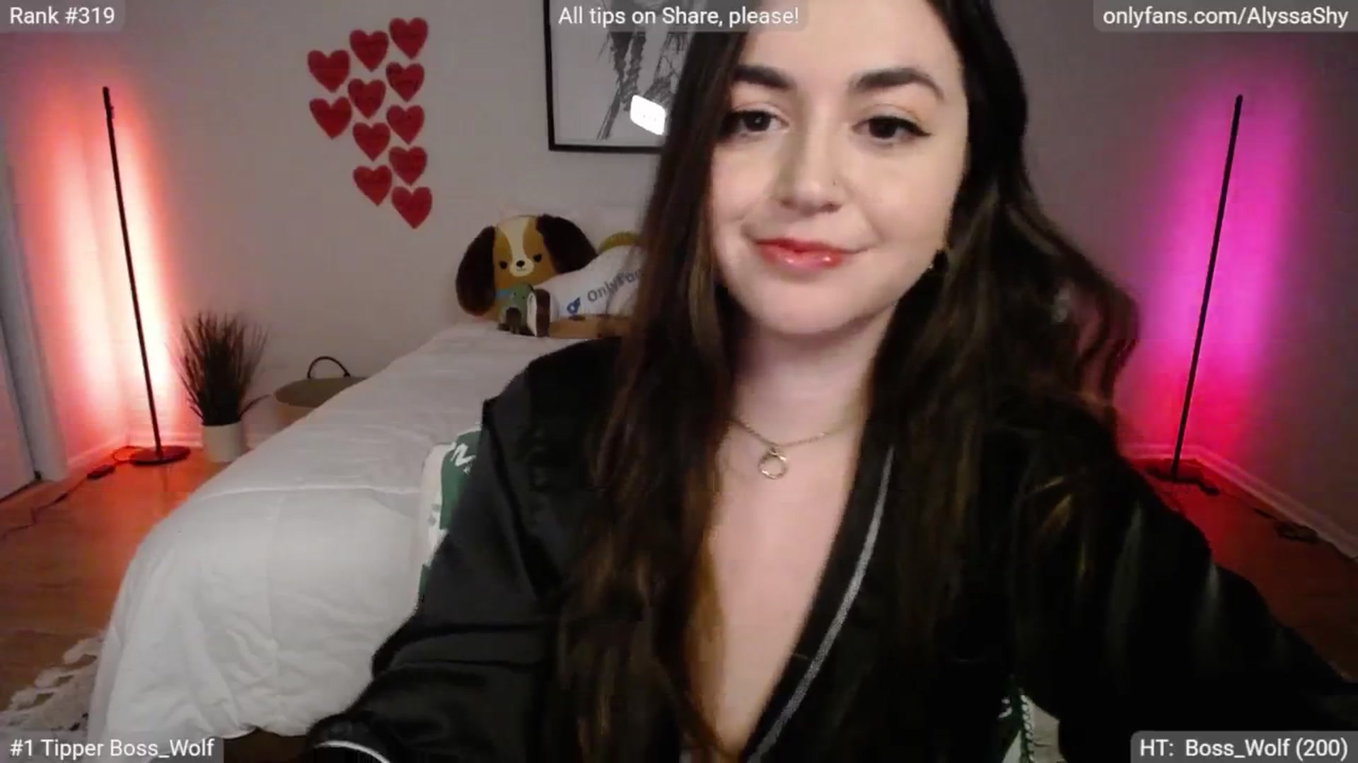 Gallery image thumbnail from AlyssaShy's myfreecams stream on, 02/25/2025, 23:13 image 15 of 20