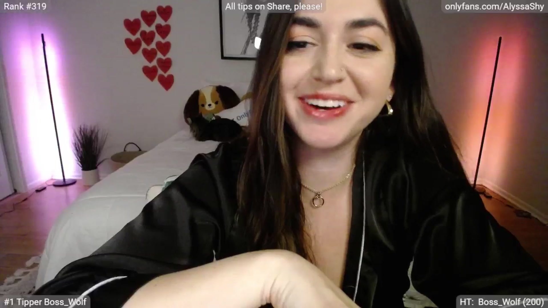 Gallery image thumbnail from AlyssaShy's myfreecams stream on, 02/25/2025, 23:13 image 18 of 20