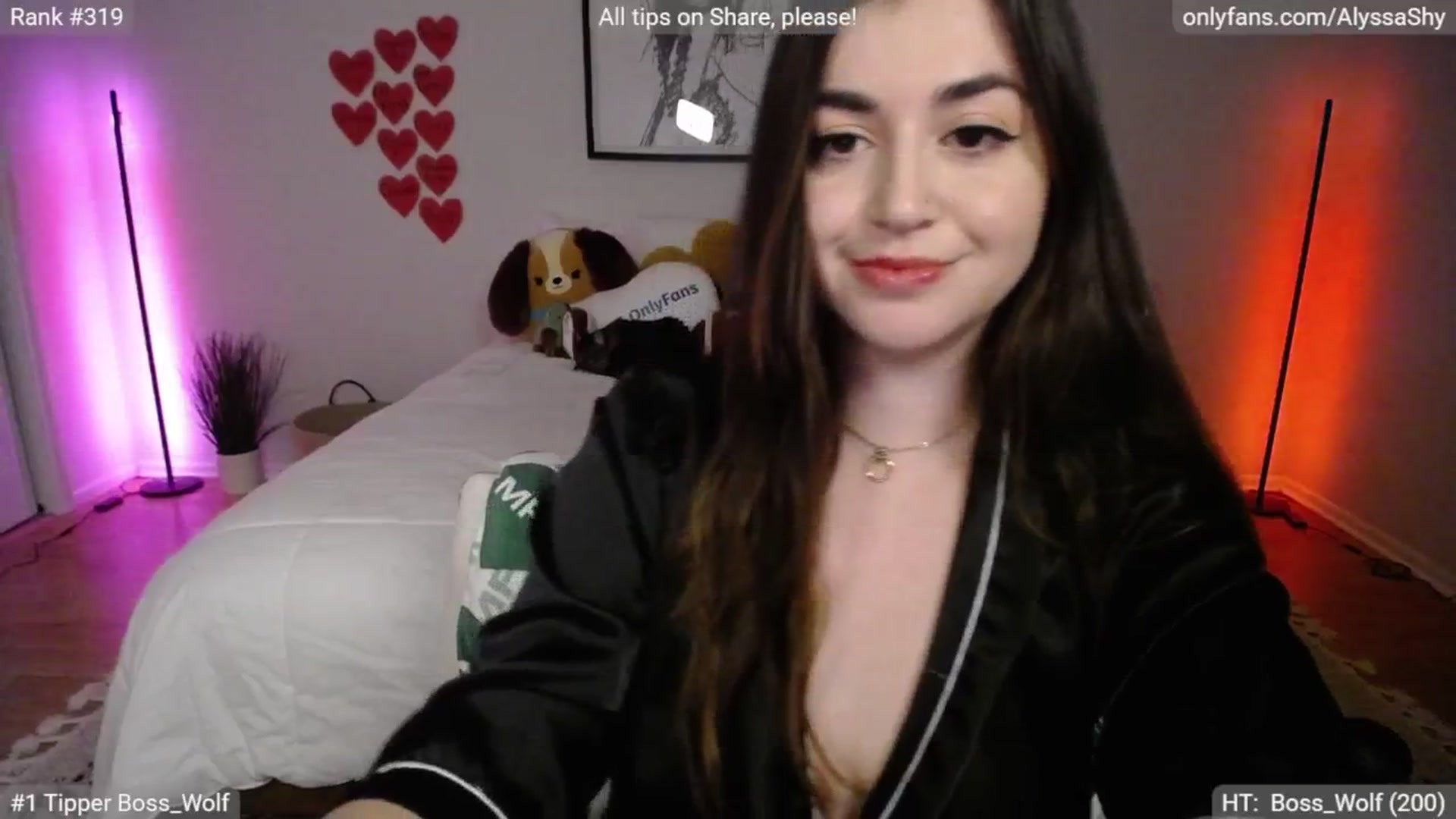 Gallery image thumbnail from AlyssaShy's myfreecams stream on, 02/25/2025, 23:13 image 19 of 20