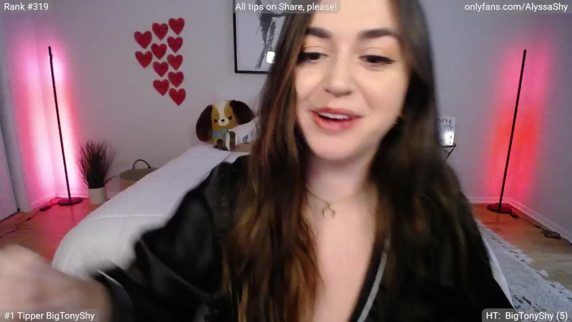 Gallery image thumbnail from AlyssaShy's myfreecams stream on, 02/25/2025, 23:13 image 5 of 20