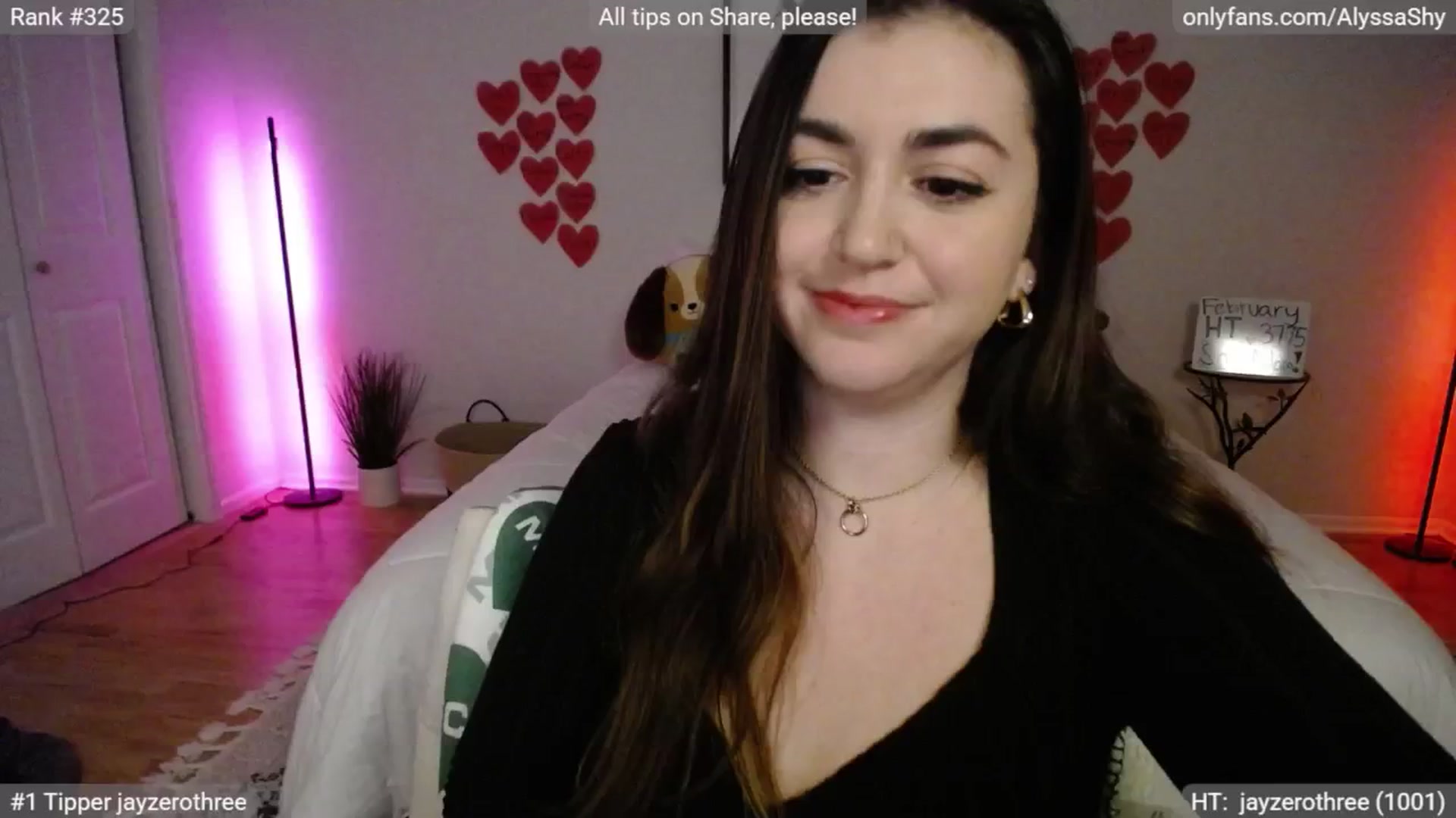 Gallery image thumbnail from AlyssaShy's myfreecams stream on, 02/26/2025, 23:14 image 17 of 20