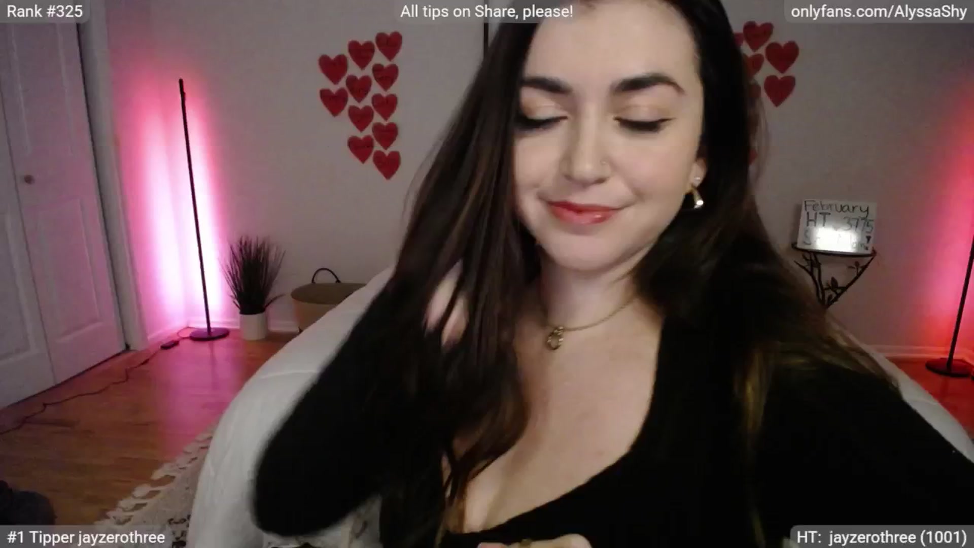 Gallery image thumbnail from AlyssaShy's myfreecams stream on, 02/26/2025, 23:14 image 14 of 20