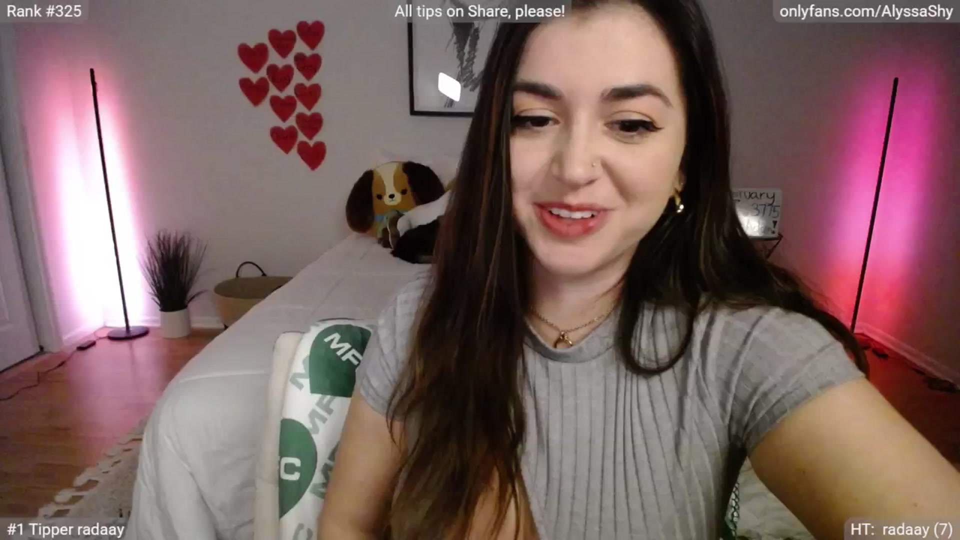 Gallery image thumbnail from AlyssaShy's myfreecams stream on, 02/27/2025, 22:37 image 16 of 20