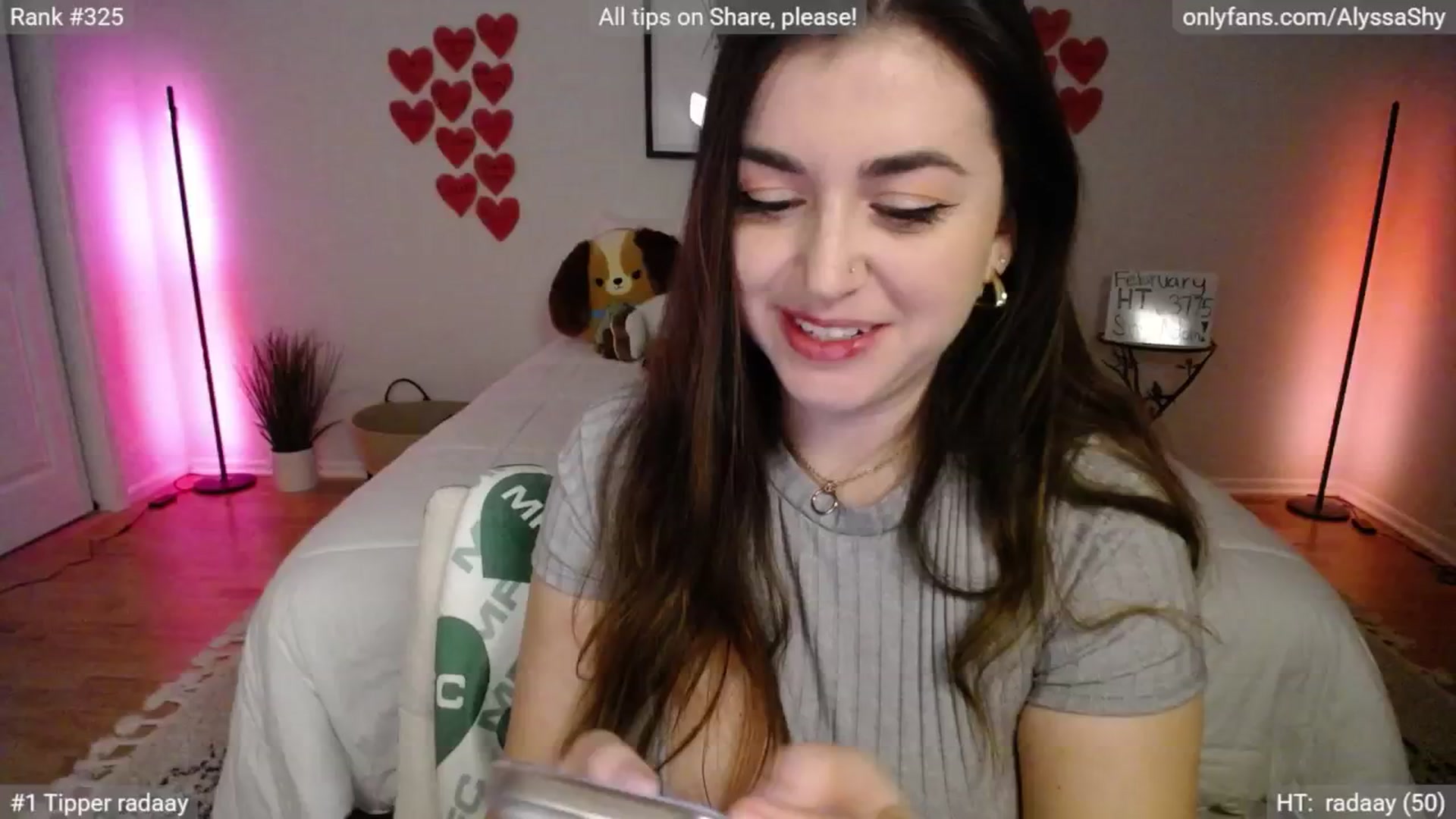 Gallery image thumbnail from AlyssaShy's myfreecams stream on, 02/27/2025, 22:37 image 20 of 20