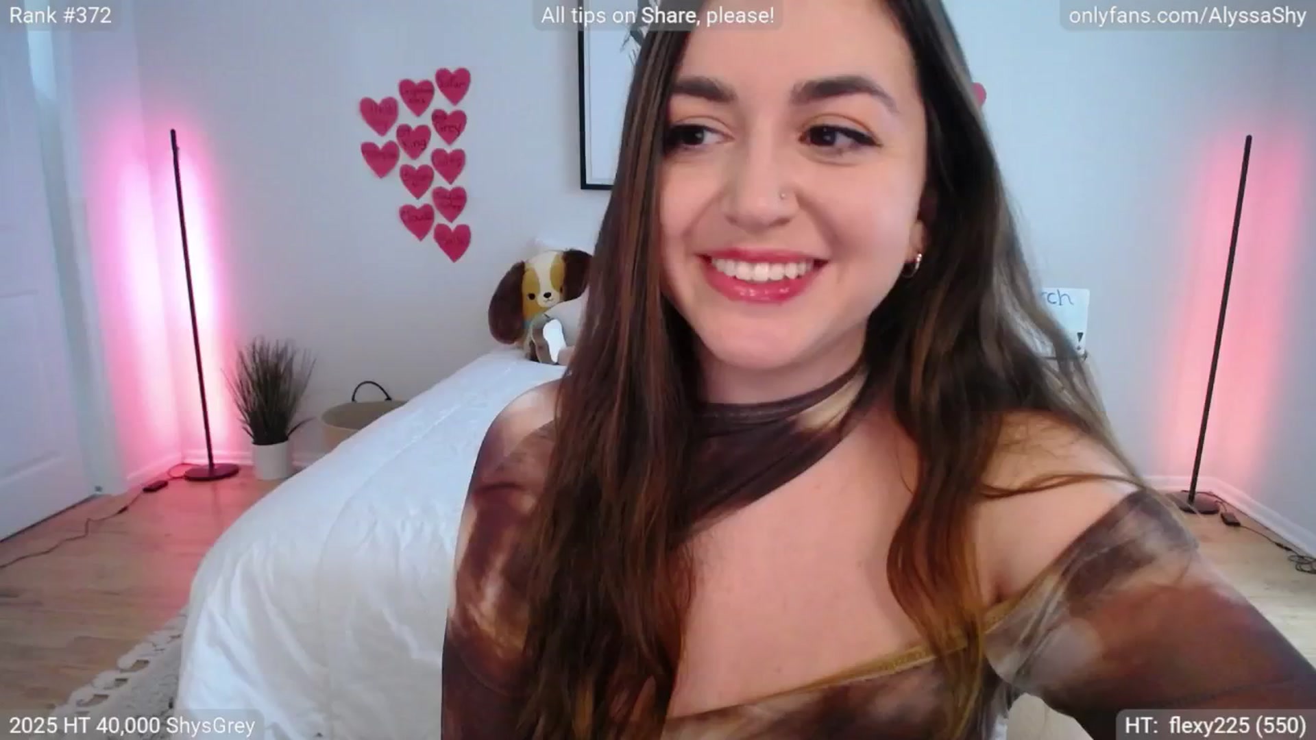 Gallery image thumbnail from AlyssaShy's myfreecams stream on, 03/01/2025, 20:36 image 16 of 20