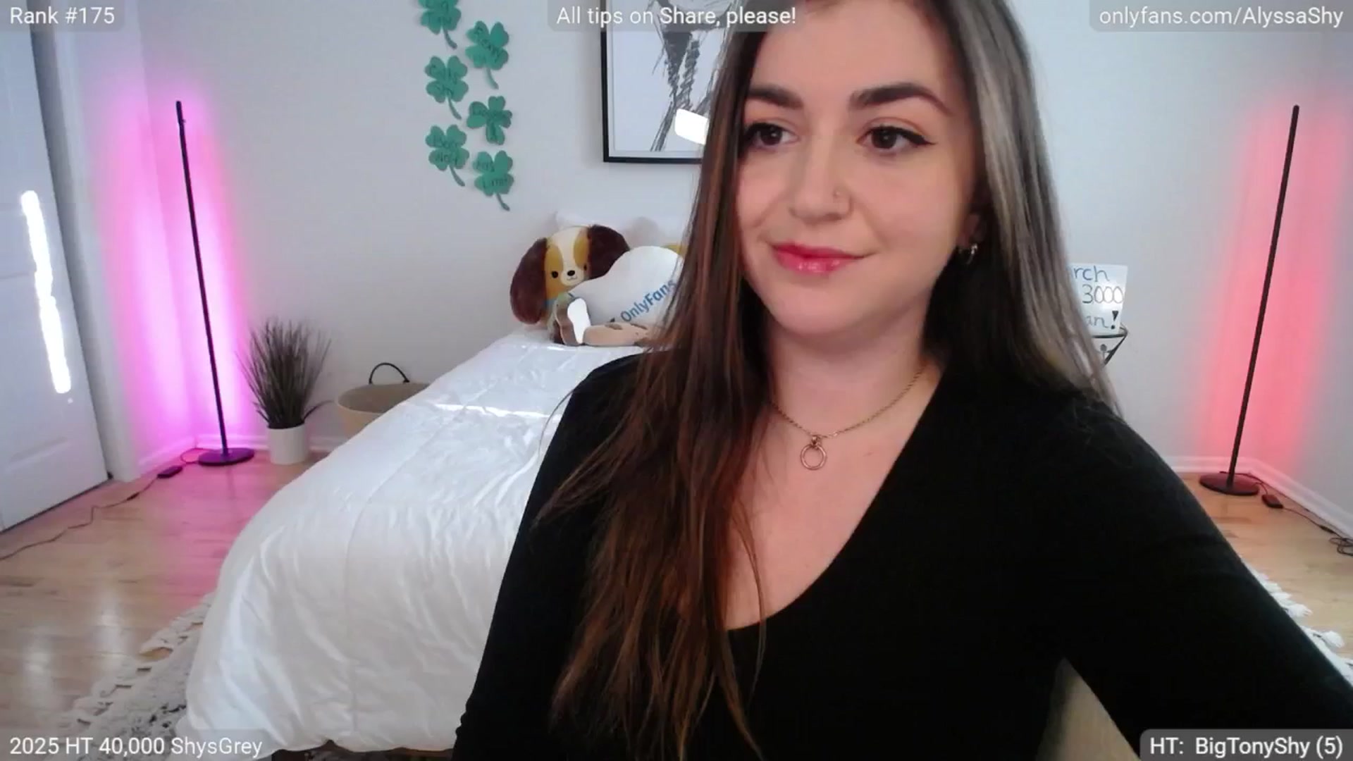 Gallery image thumbnail from AlyssaShy's myfreecams stream on, 03/03/2025, 22:10 image 8 of 20