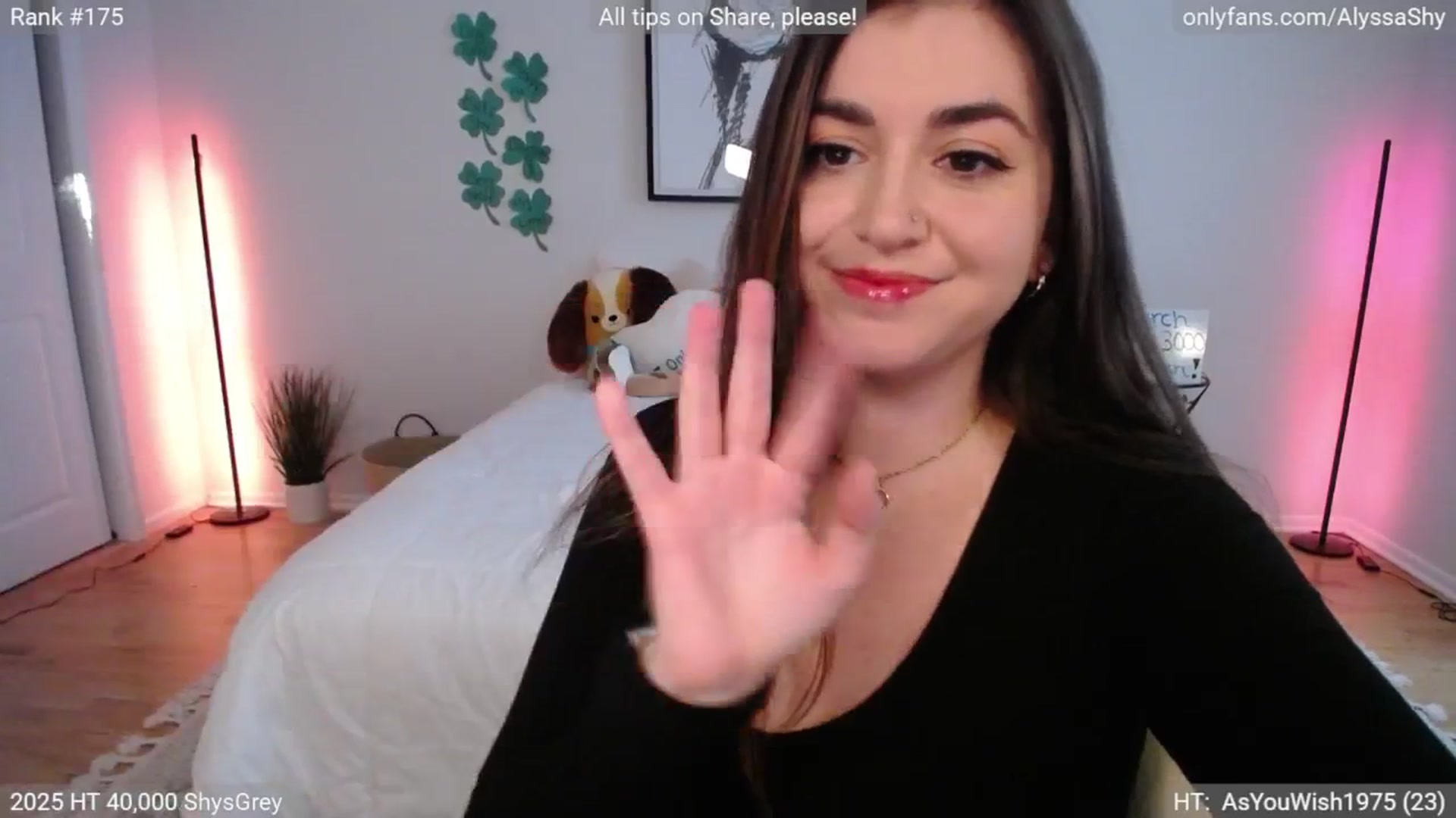 Gallery image thumbnail from AlyssaShy's myfreecams stream on, 03/03/2025, 22:10 image 17 of 20
