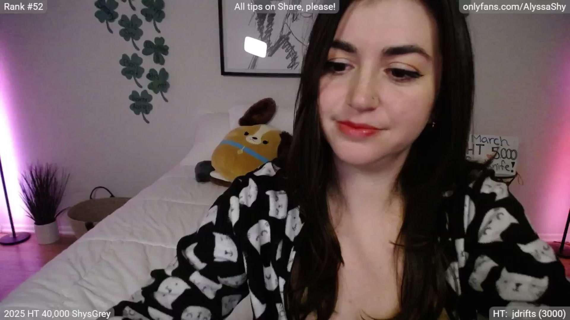 Gallery image thumbnail from AlyssaShy's myfreecams stream on, 03/08/2025, 05:57 image 15 of 20