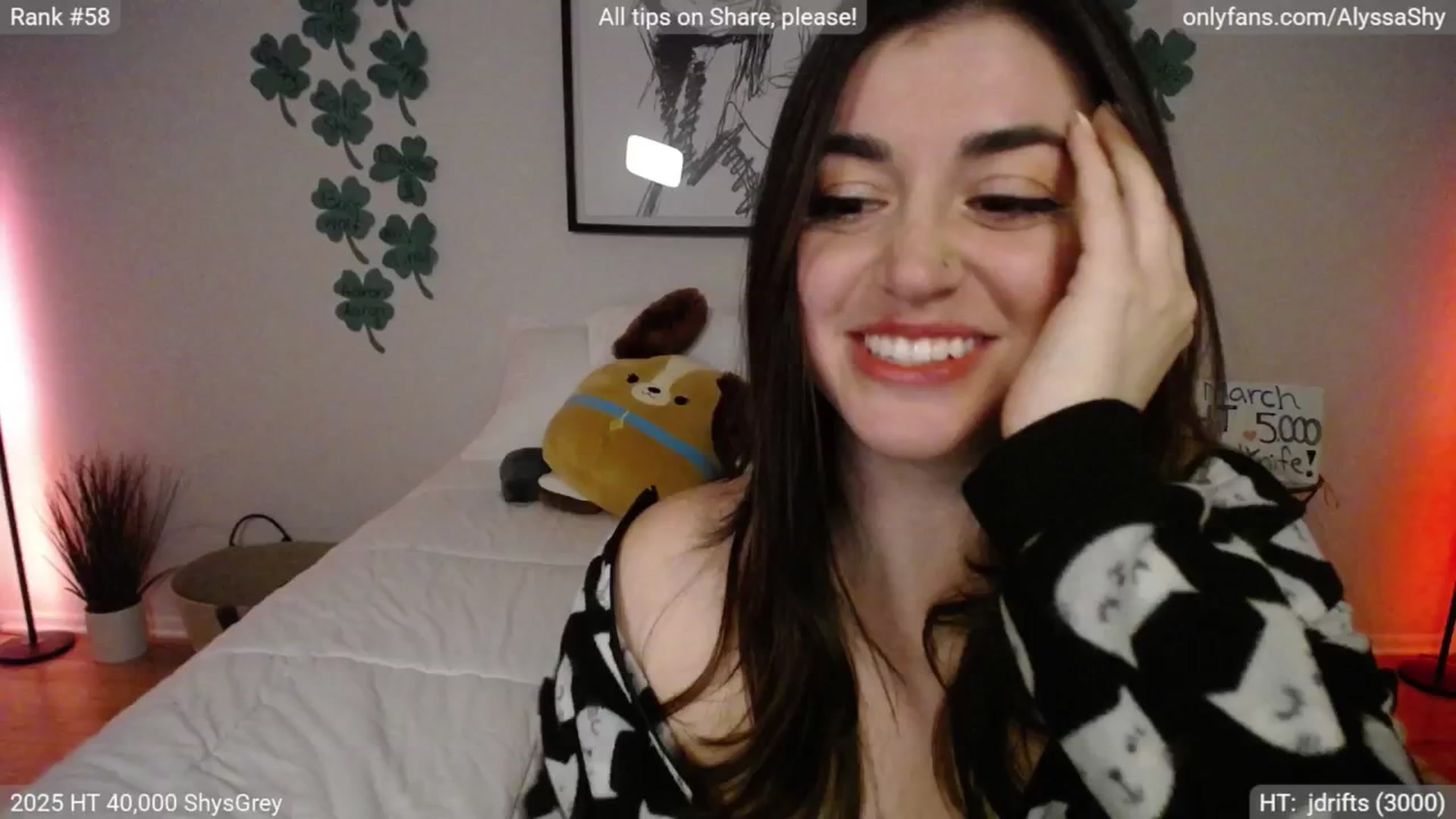Gallery image thumbnail from AlyssaShy's myfreecams stream on, 03/08/2025, 05:57 image 8 of 20