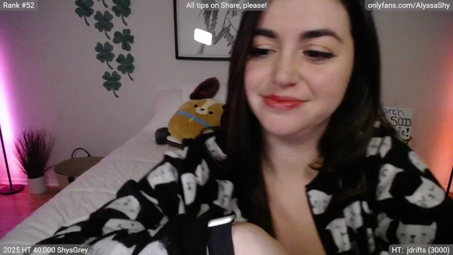 Gallery image thumbnail from AlyssaShy's myfreecams stream on, 03/08/2025, 05:57 image 17 of 20