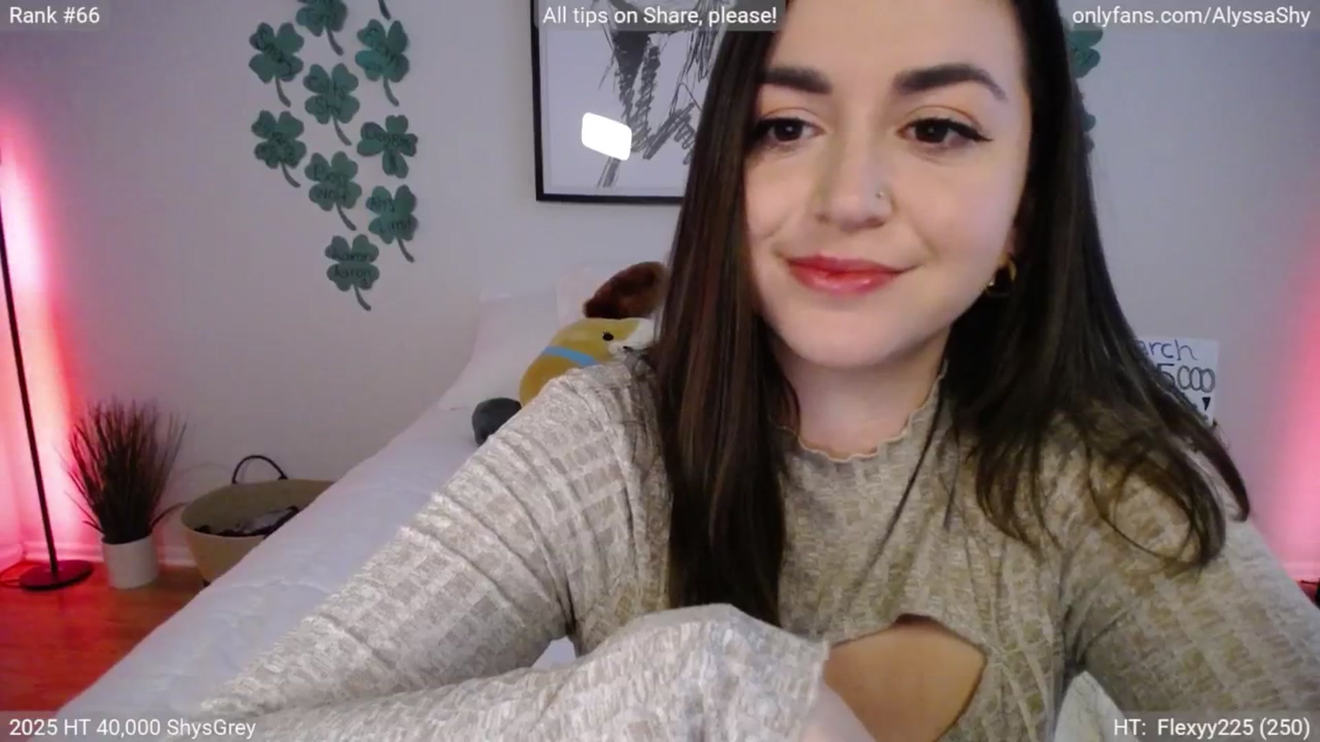 Gallery image thumbnail from AlyssaShy's myfreecams stream on, 03/11/2025, 22:36 image 19 of 20