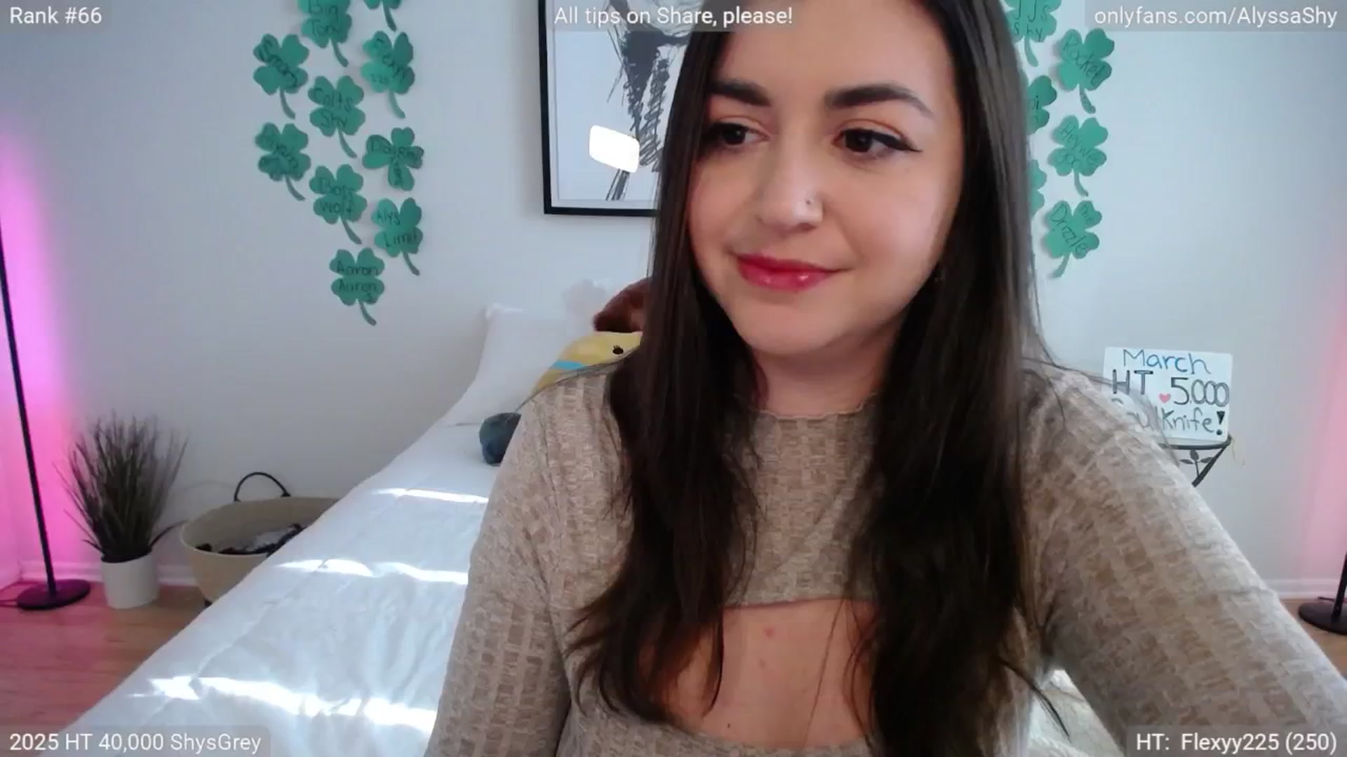 Gallery image thumbnail from AlyssaShy's myfreecams stream on, 03/11/2025, 22:36 image 1 of 20