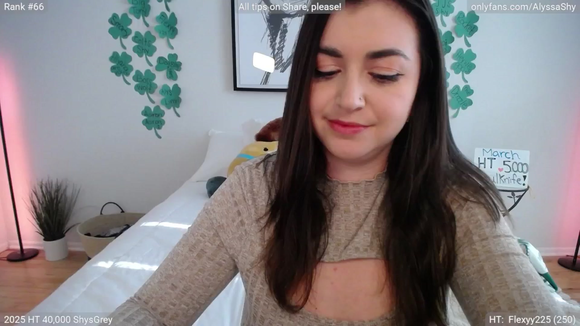 Gallery image thumbnail from AlyssaShy's myfreecams stream on, 03/11/2025, 22:36 image 6 of 20