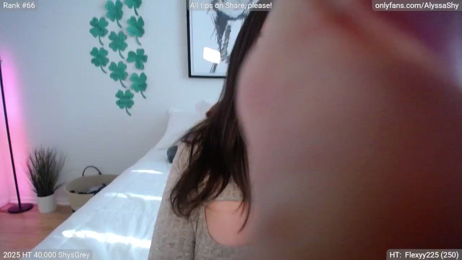 Gallery image thumbnail from AlyssaShy's myfreecams stream on, 03/11/2025, 22:36 image 2 of 20