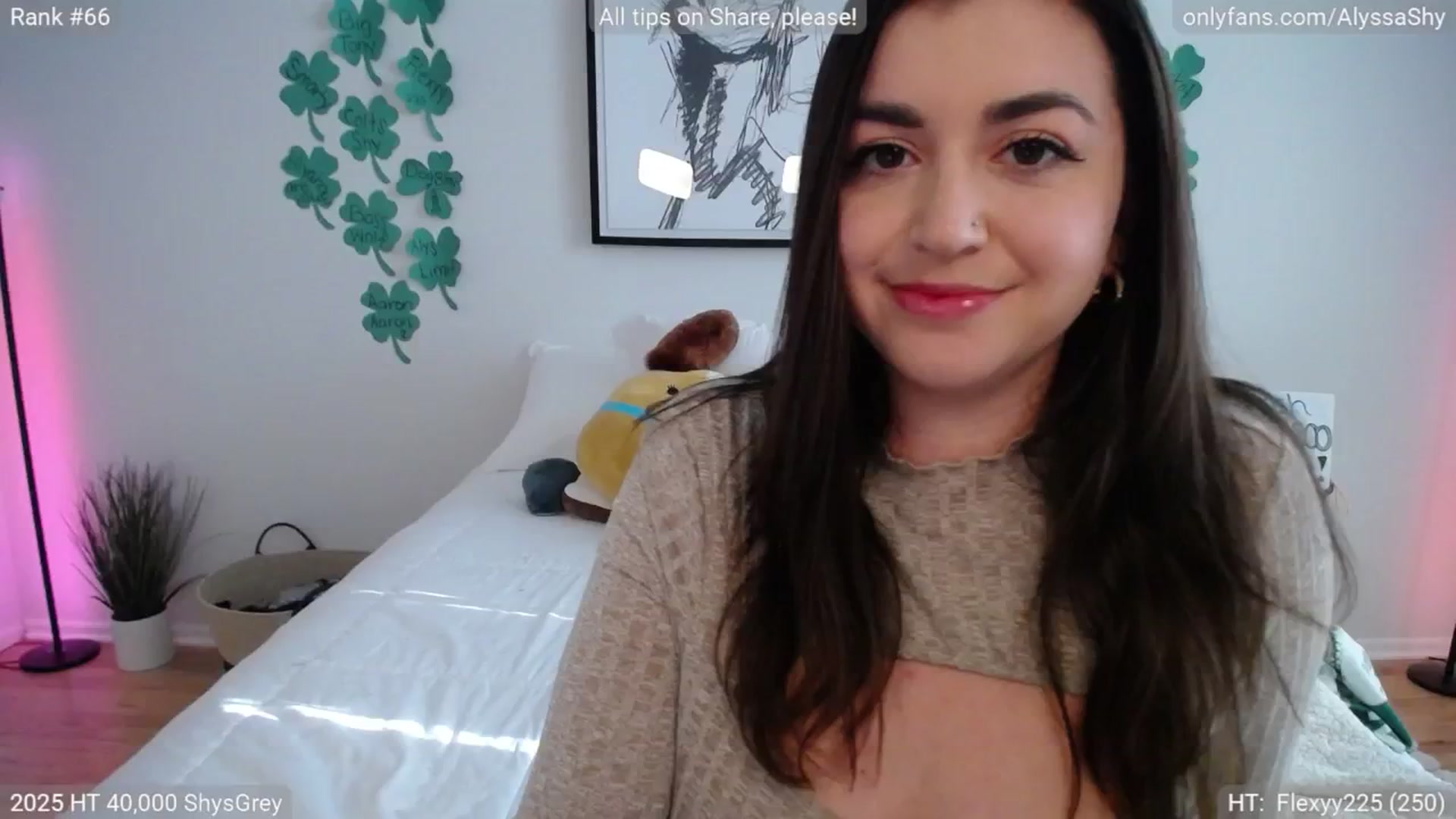 Gallery image thumbnail from AlyssaShy's myfreecams stream on, 03/11/2025, 22:36 image 4 of 20