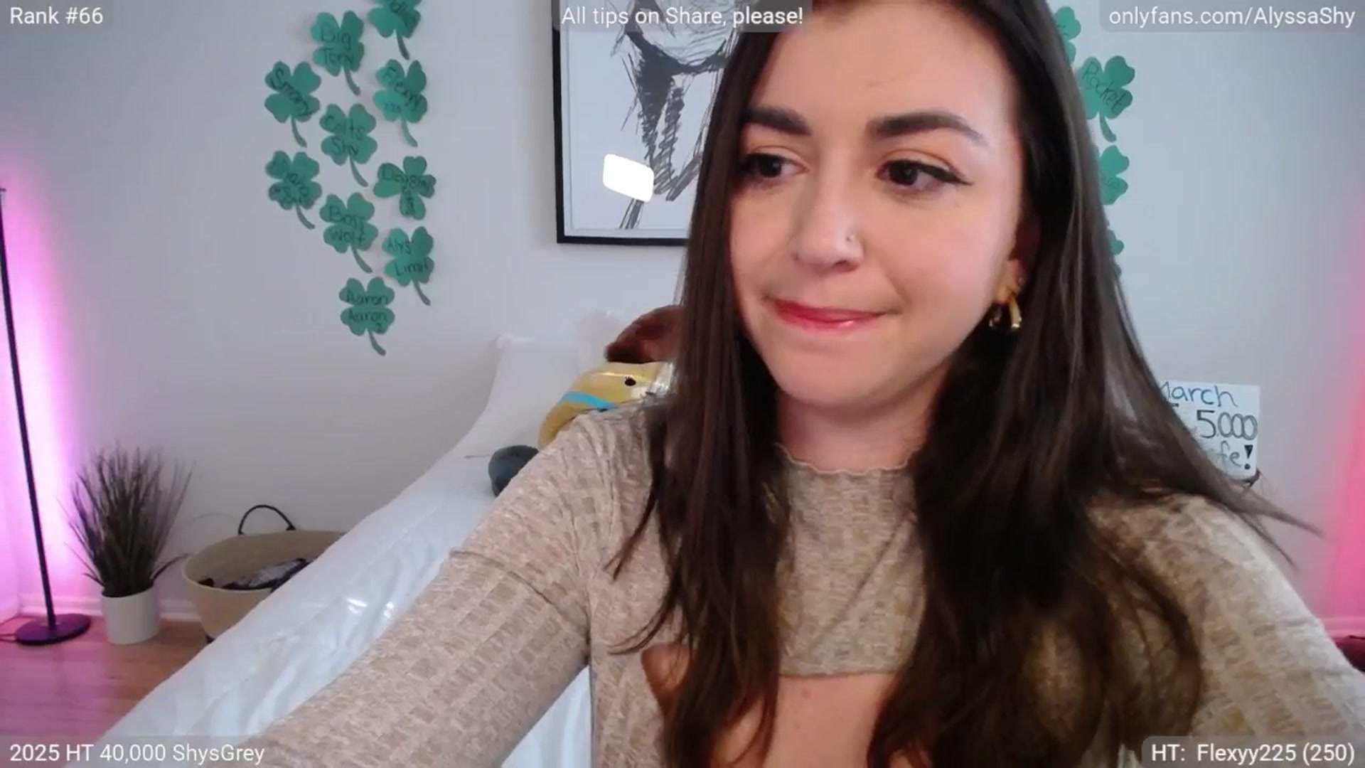 Gallery image thumbnail from AlyssaShy's myfreecams stream on, 03/11/2025, 22:36 image 11 of 20