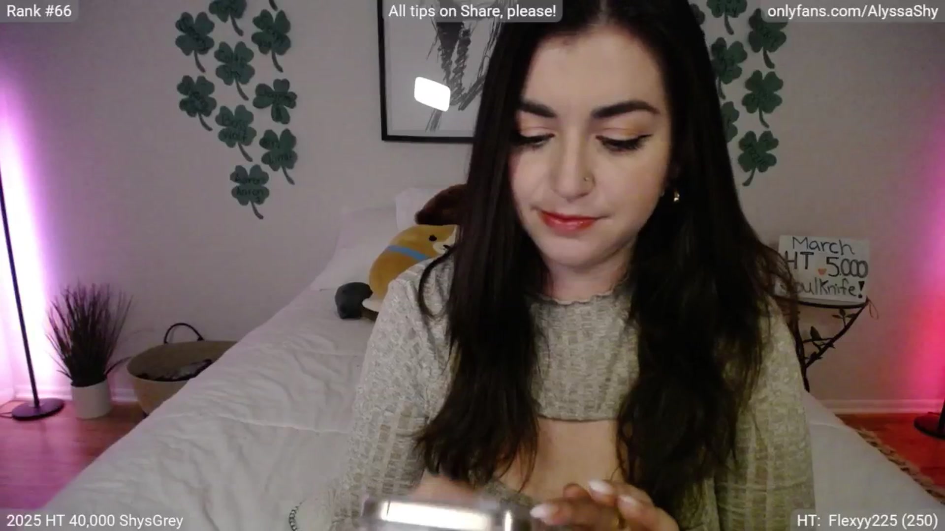 Gallery image thumbnail from AlyssaShy's myfreecams stream on, 03/12/2025, 24:29 image 8 of 20
