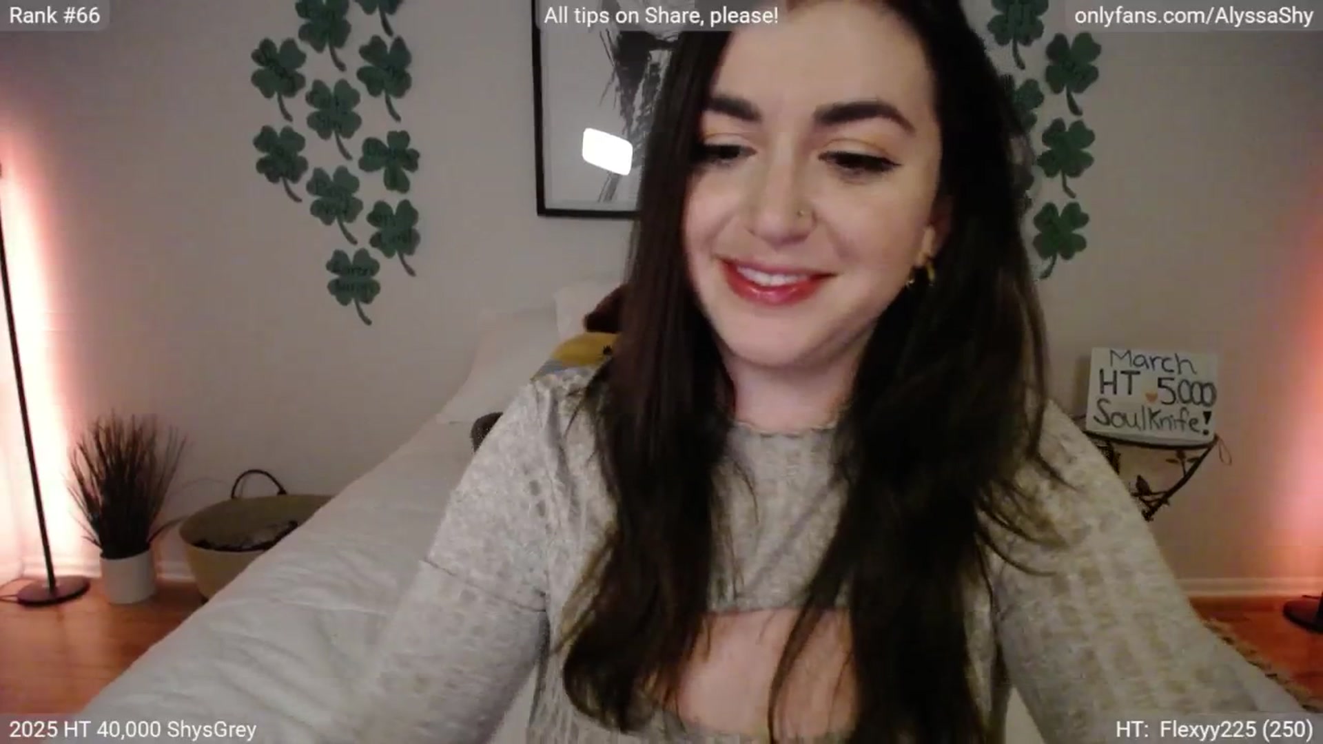 Gallery image thumbnail from AlyssaShy's myfreecams stream on, 03/12/2025, 24:29 image 5 of 20
