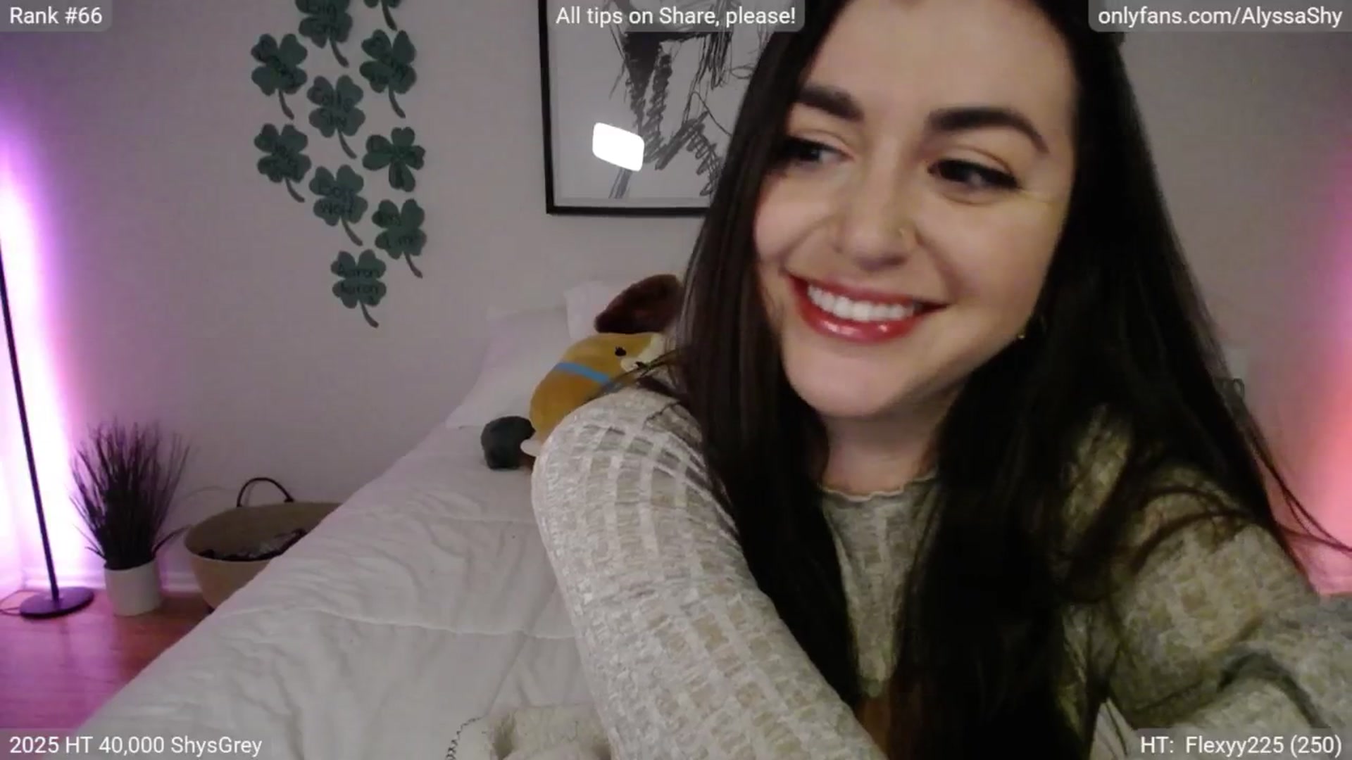 Gallery image thumbnail from AlyssaShy's myfreecams stream on, 03/12/2025, 24:29 image 13 of 20