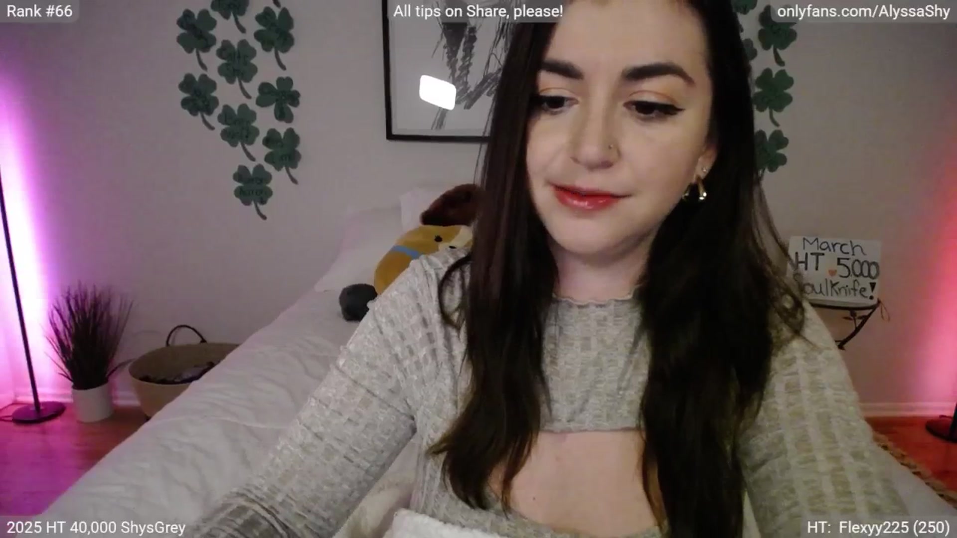Gallery image thumbnail from AlyssaShy's myfreecams stream on, 03/12/2025, 24:29 image 7 of 20