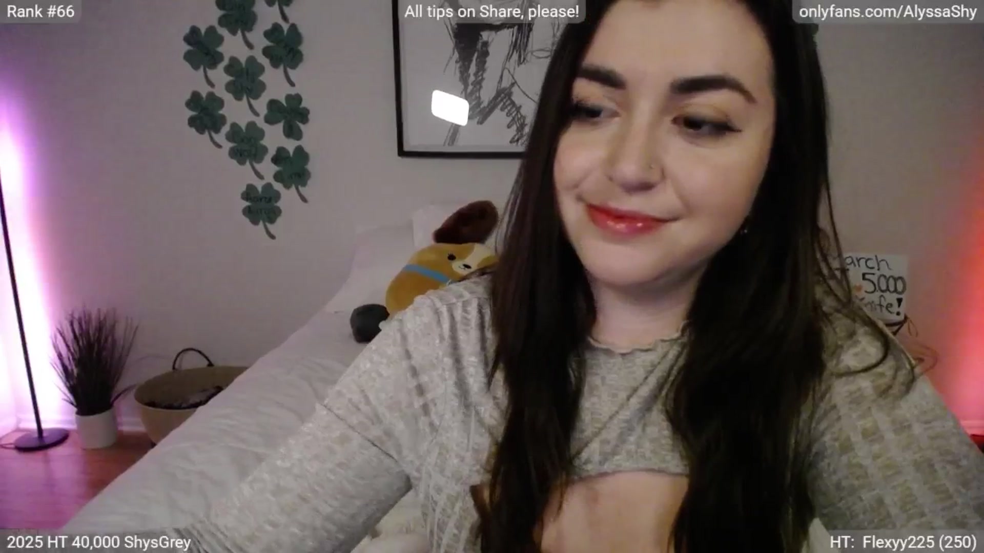 Gallery image thumbnail from AlyssaShy's myfreecams stream on, 03/12/2025, 24:29 image 12 of 20