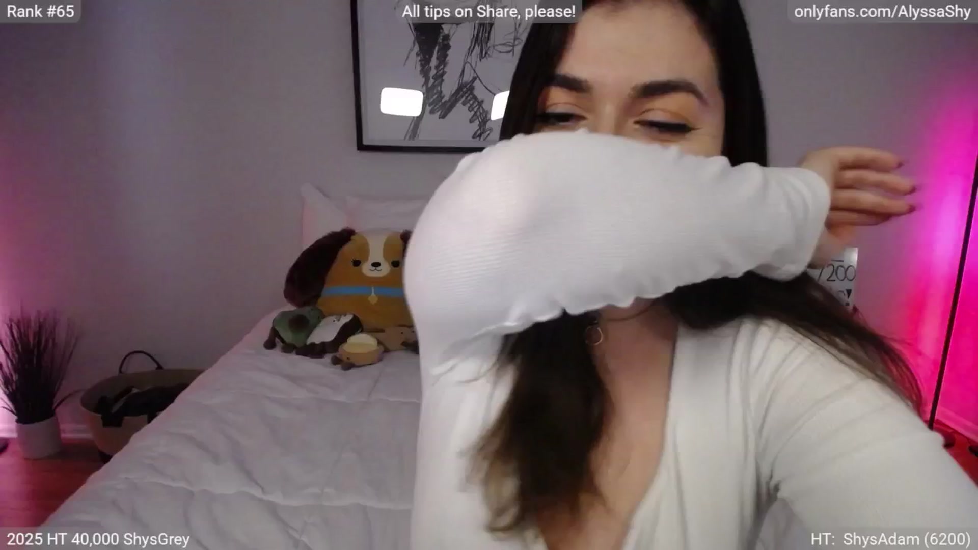 Gallery image thumbnail from AlyssaShy's myfreecams stream on, 04/02/2025, 22:32 image 18 of 20