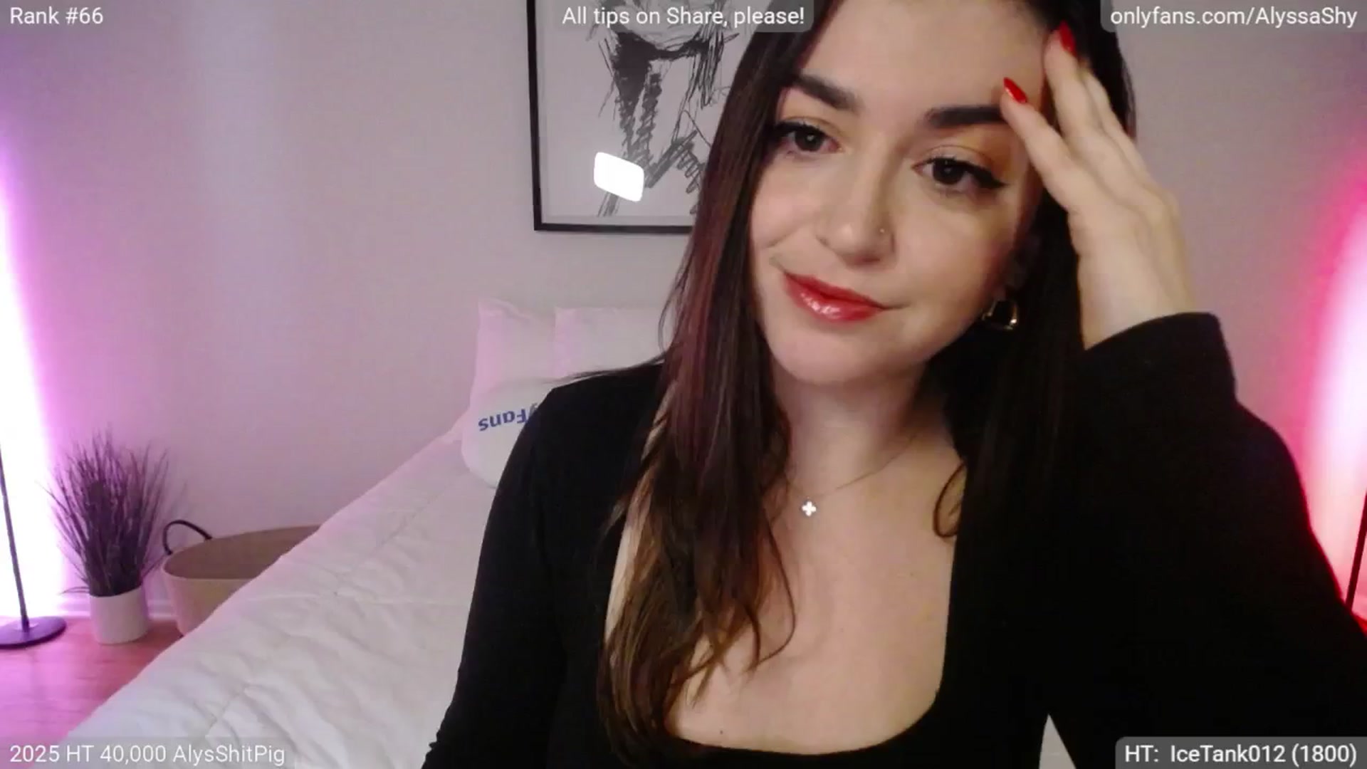 Gallery image thumbnail from AlyssaShy's myfreecams stream on, 04/09/2025, 24:54 image 16 of 20