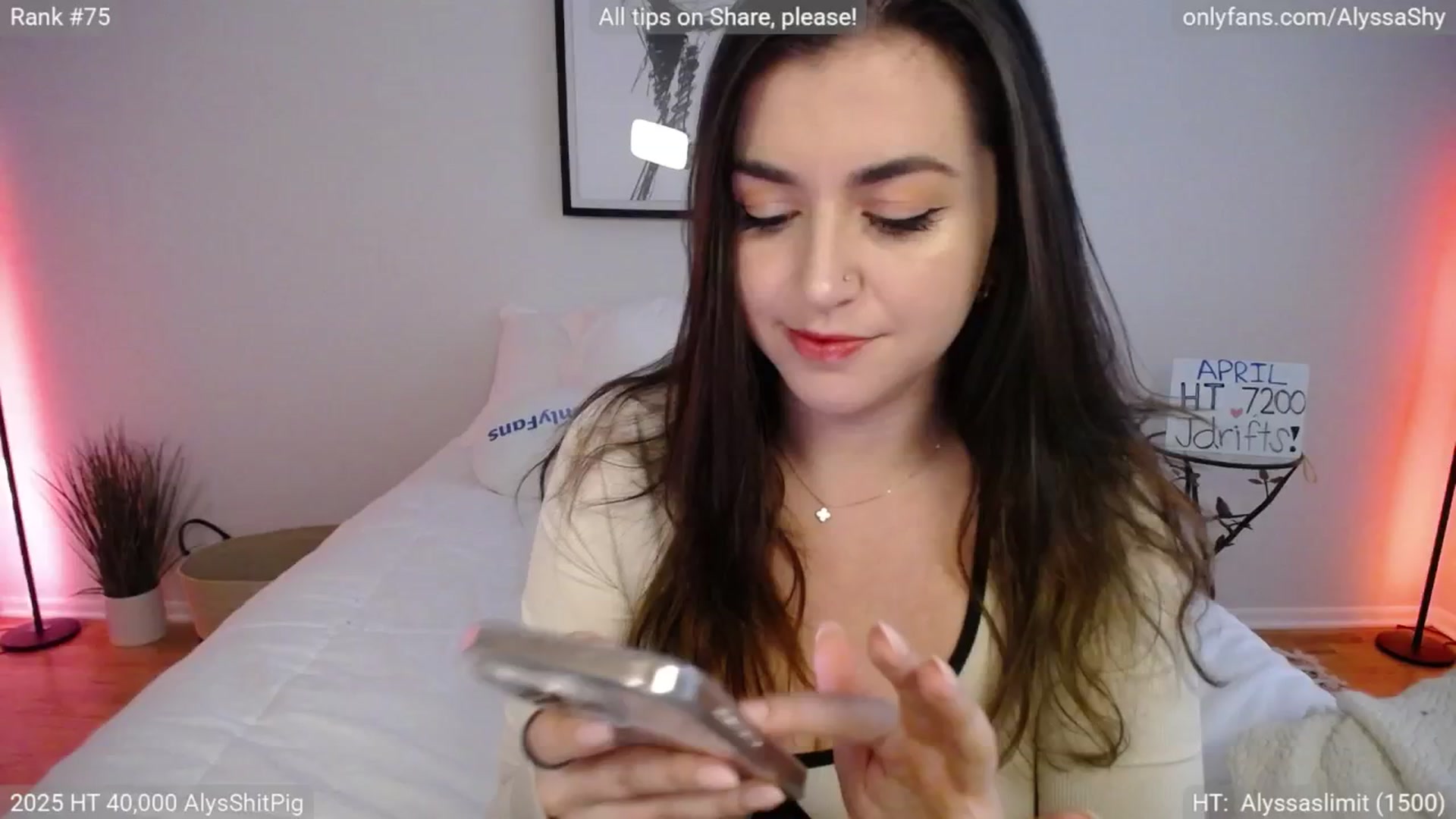 Gallery image thumbnail from AlyssaShy's myfreecams stream on, 04/11/2025, 19:39 image 12 of 20