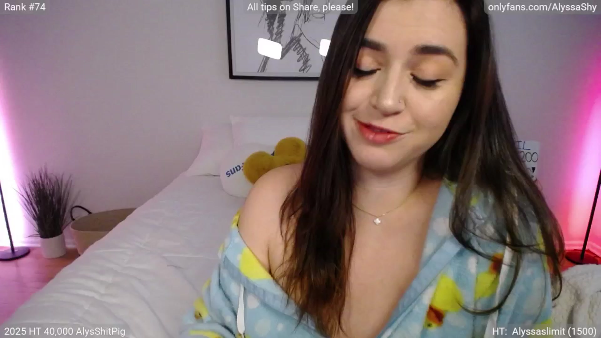 Gallery image thumbnail from AlyssaShy's myfreecams stream on, 04/11/2025, 22:05 image 7 of 20