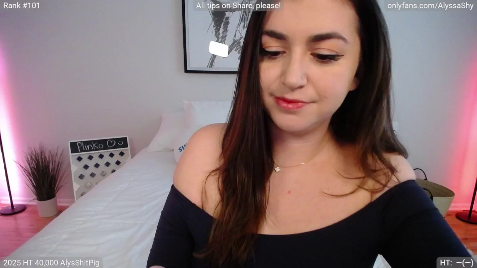 Gallery image thumbnail from AlyssaShy's myfreecams stream on, 04/15/2025, 20:16 image 2 of 20