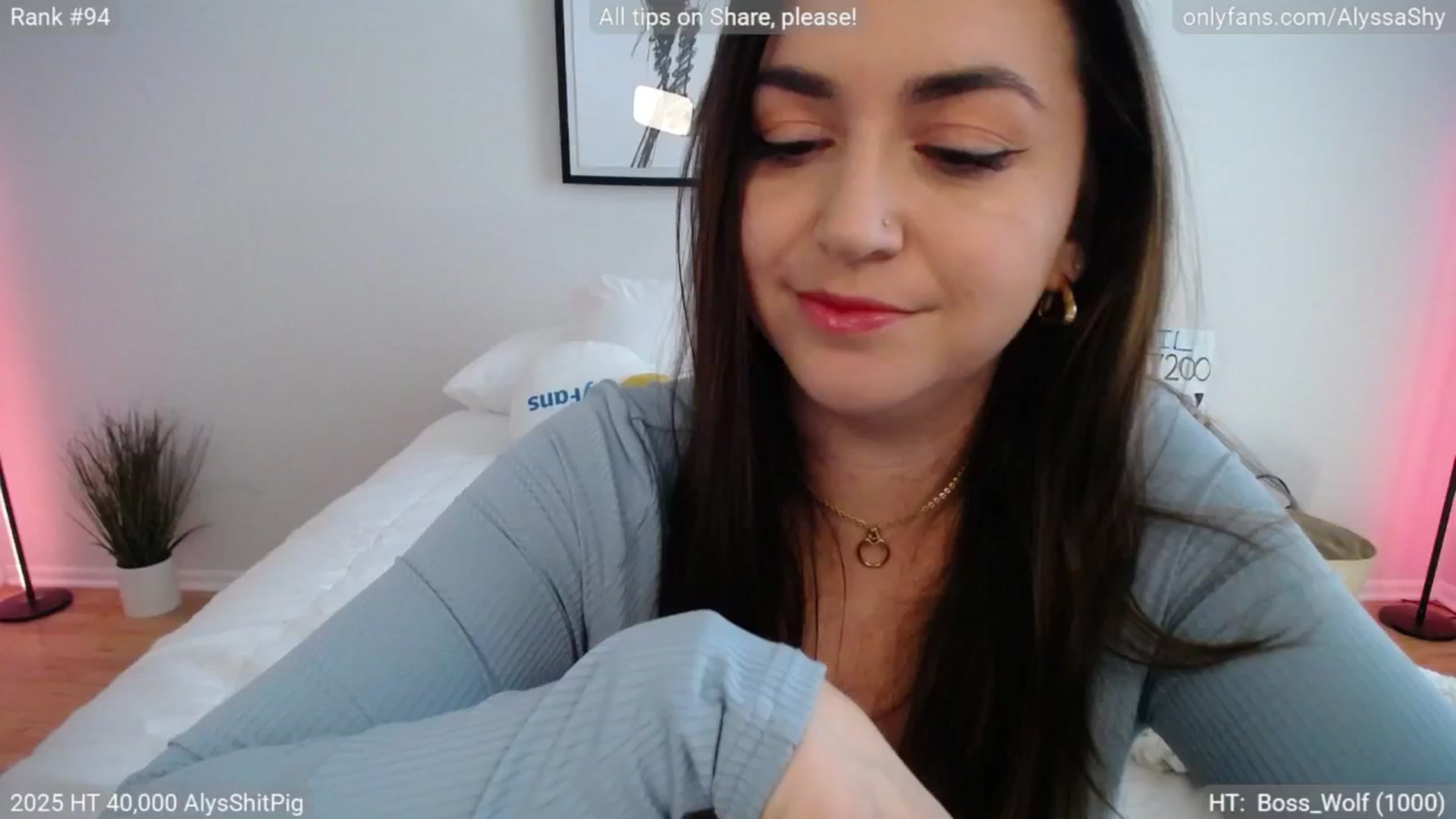 Gallery image thumbnail from AlyssaShy's myfreecams stream on, 04/17/2025, 21:39 image 18 of 20