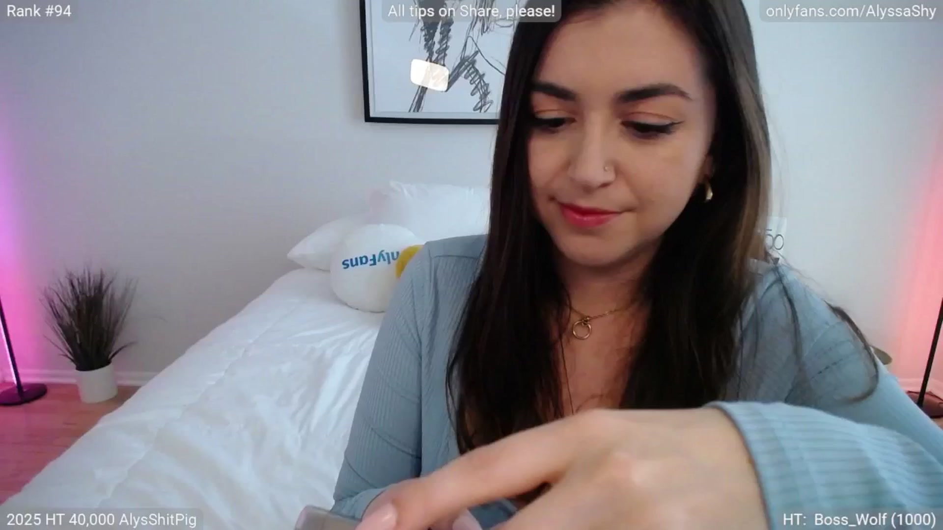 Gallery image thumbnail from AlyssaShy's myfreecams stream on, 04/17/2025, 21:39 image 12 of 20