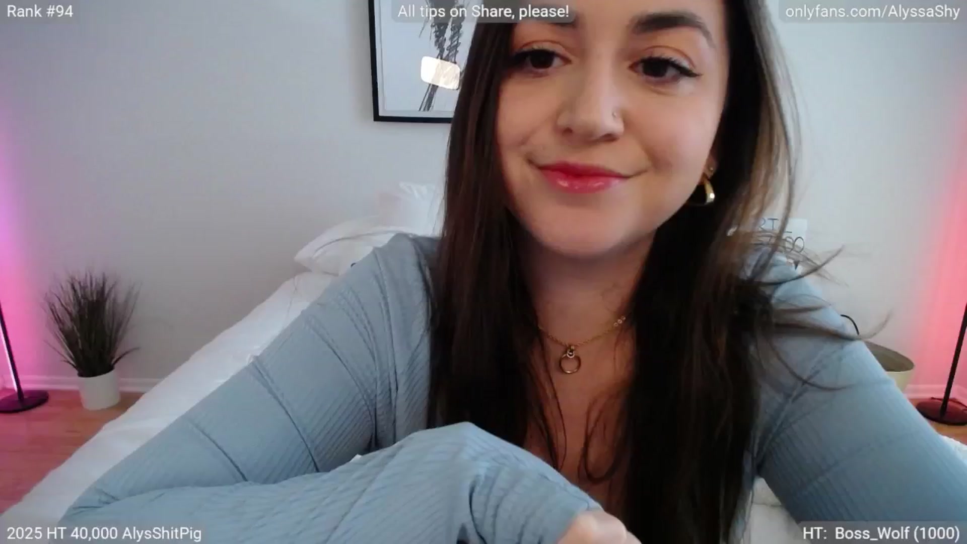 Gallery image thumbnail from AlyssaShy's myfreecams stream on, 04/17/2025, 21:39 image 5 of 20