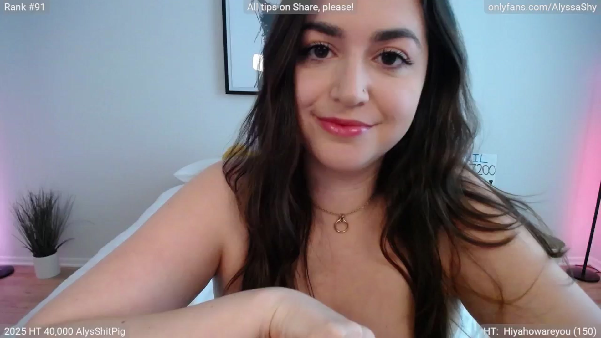 Gallery image thumbnail from AlyssaShy's myfreecams stream on, 04/18/2025, 17:56 image 6 of 20