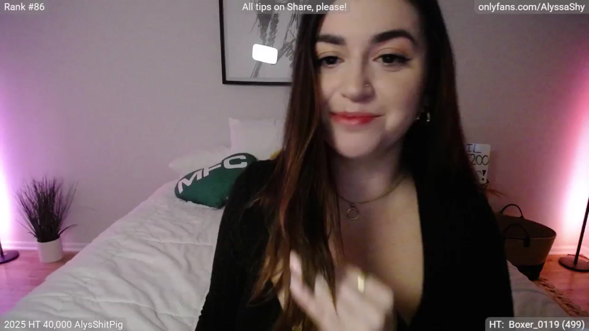 Gallery image thumbnail from AlyssaShy's myfreecams stream on, 04/20/2025, 24:49 image 7 of 20