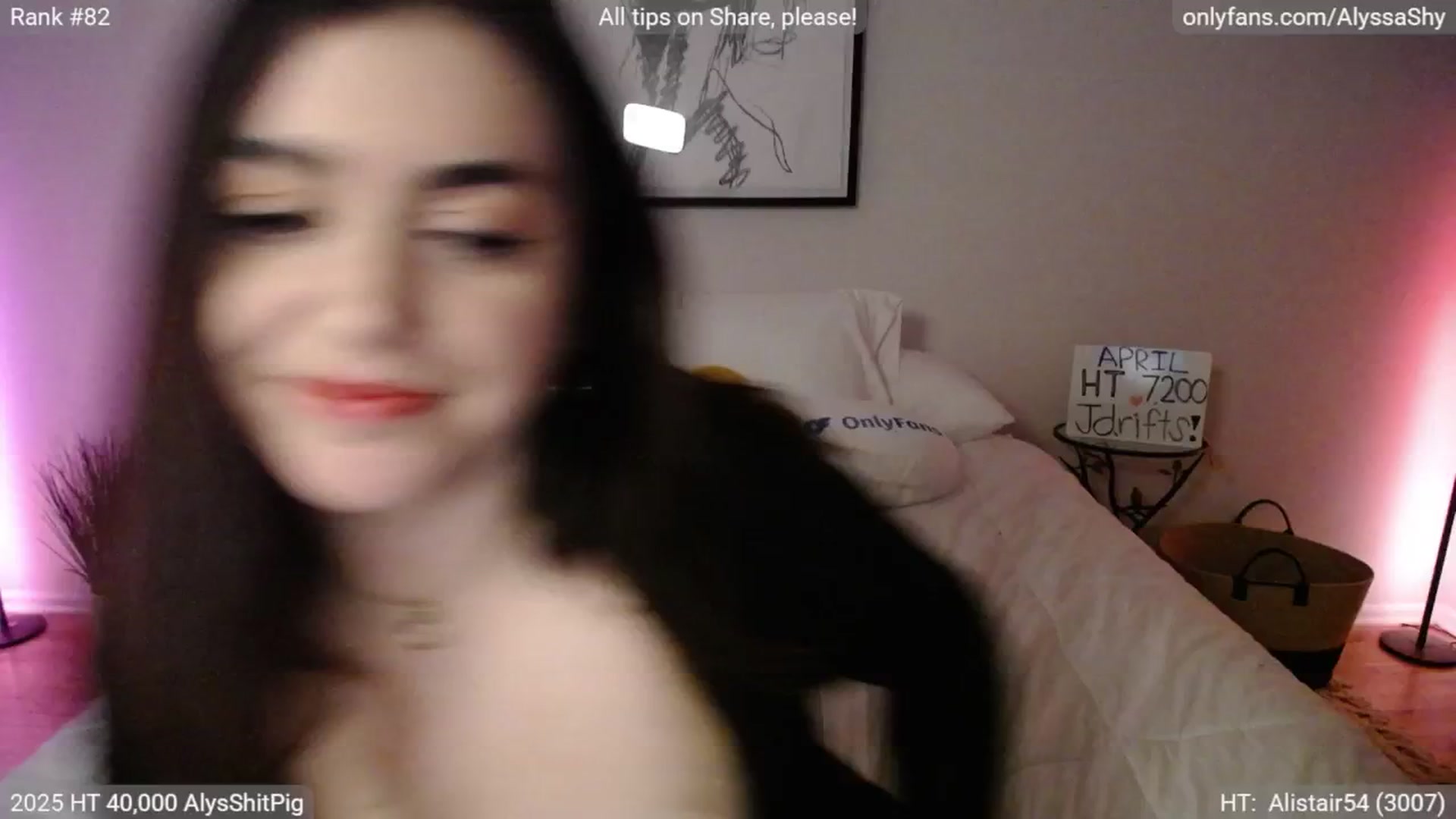Gallery image thumbnail from AlyssaShy's myfreecams stream on, 04/20/2025, 24:49 image 18 of 20