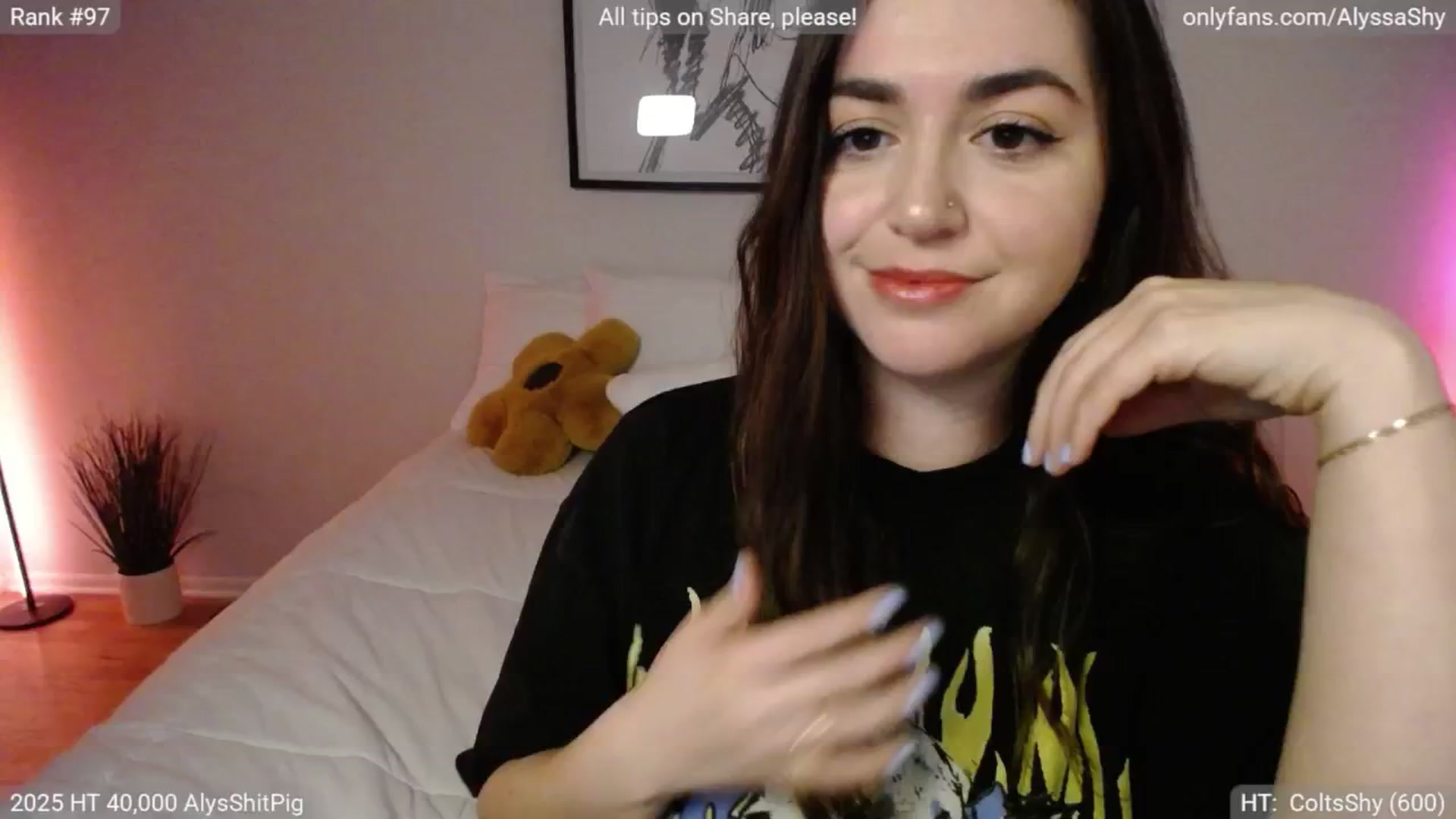 Gallery image thumbnail from AlyssaShy's myfreecams stream on, 04/27/2025, 24:42 image 17 of 20
