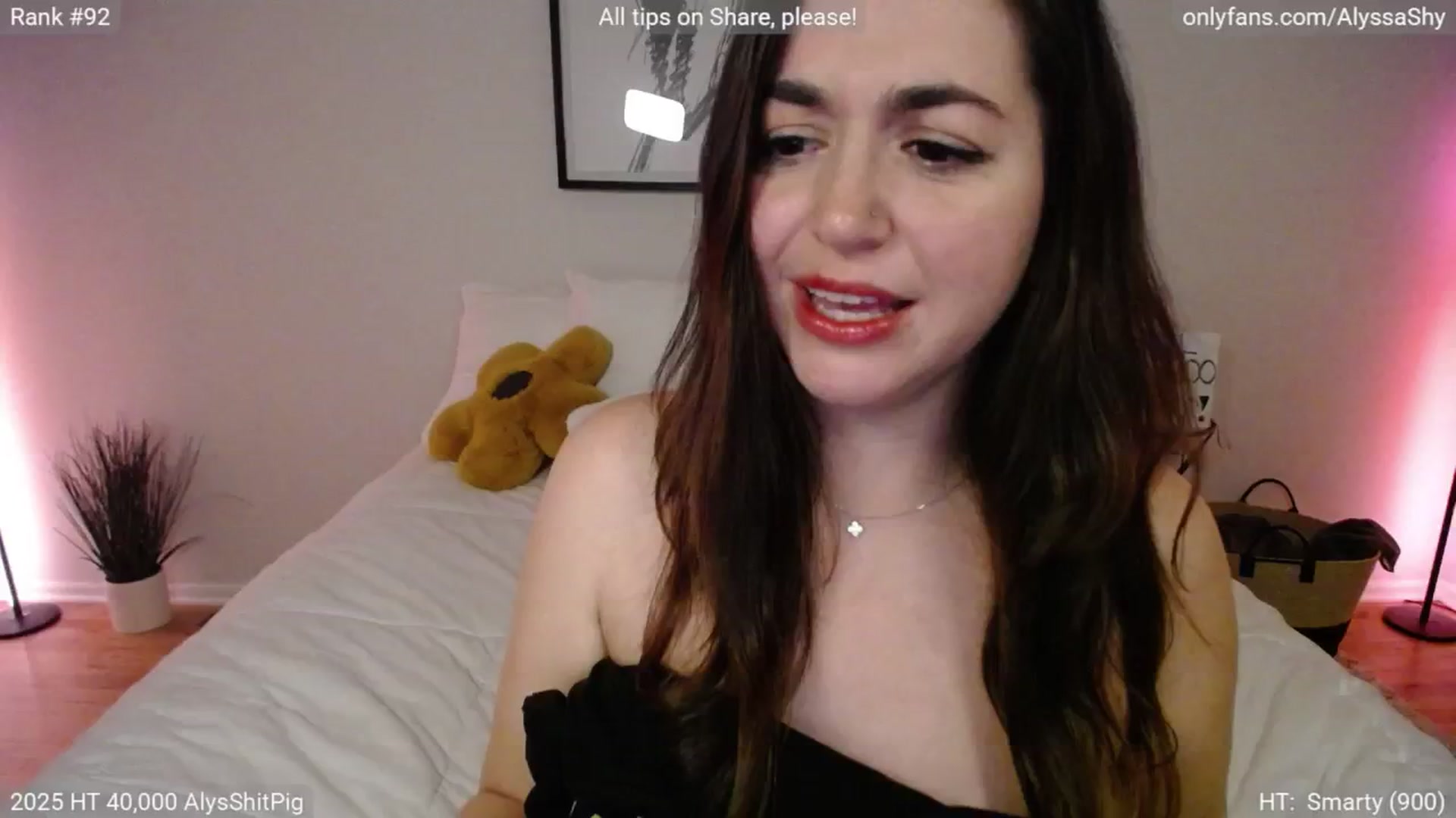 Gallery image thumbnail from AlyssaShy's myfreecams stream on, 04/27/2025, 05:08 image 12 of 20