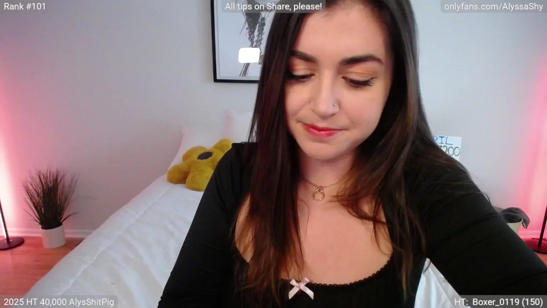 Gallery image thumbnail from AlyssaShy's myfreecams stream on, 04/29/2025, 22:06 image 7 of 20