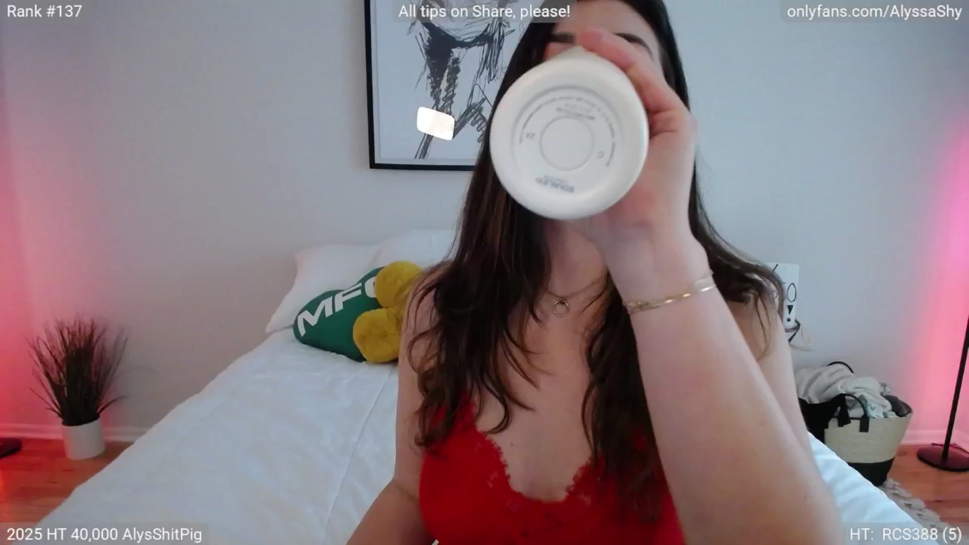 Gallery image thumbnail from AlyssaShy's myfreecams stream on, 05/04/2025, 01:56 image 1 of 20