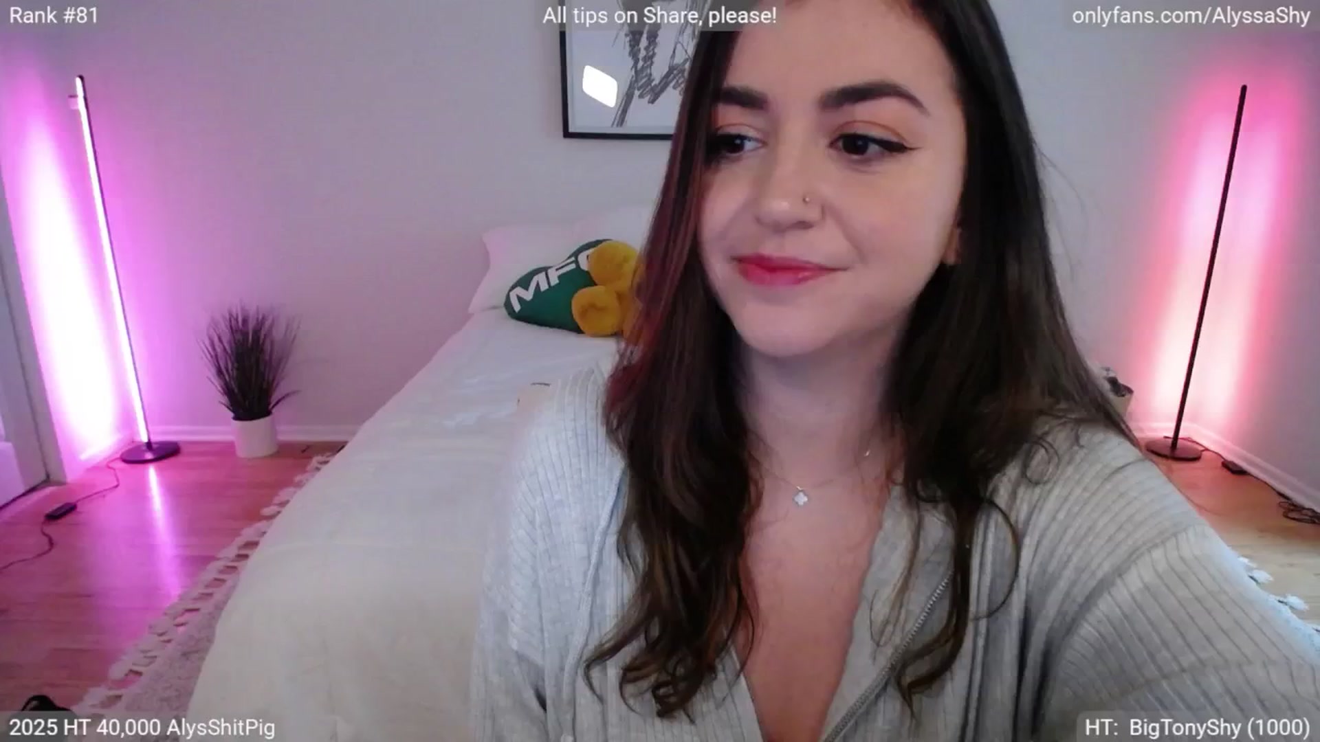 Gallery image thumbnail from AlyssaShy's myfreecams stream on, 05/04/2025, 22:33 image 2 of 20