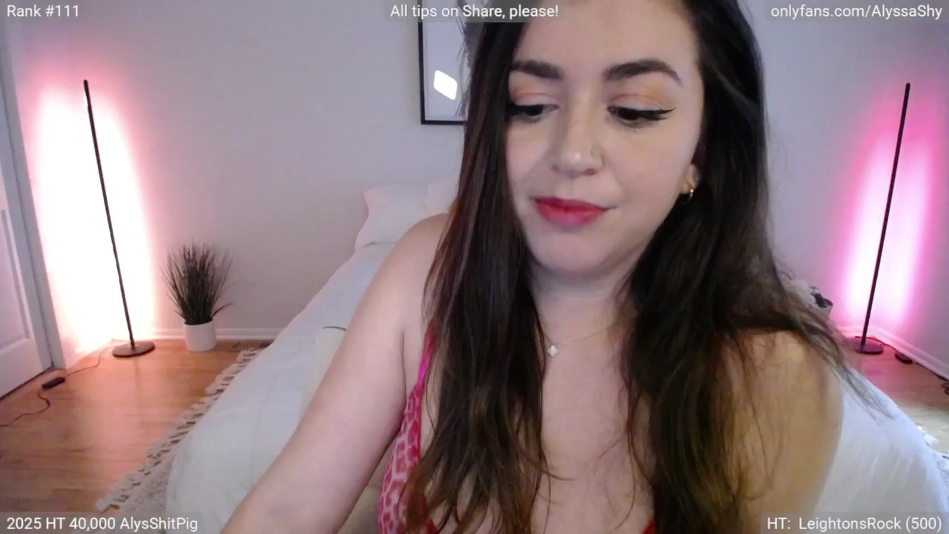 Gallery image thumbnail from AlyssaShy's myfreecams stream on, 05/07/2025, 24:18 image 12 of 20