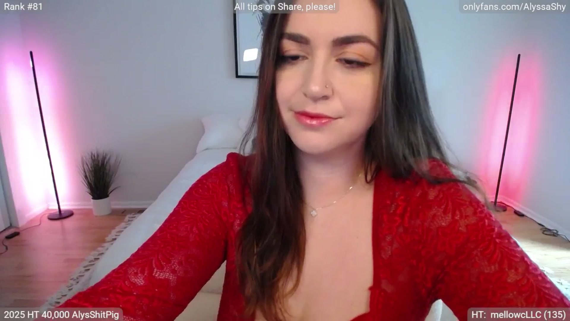 Gallery image thumbnail from AlyssaShy's myfreecams stream on, 05/07/2025, 21:37 image 10 of 20